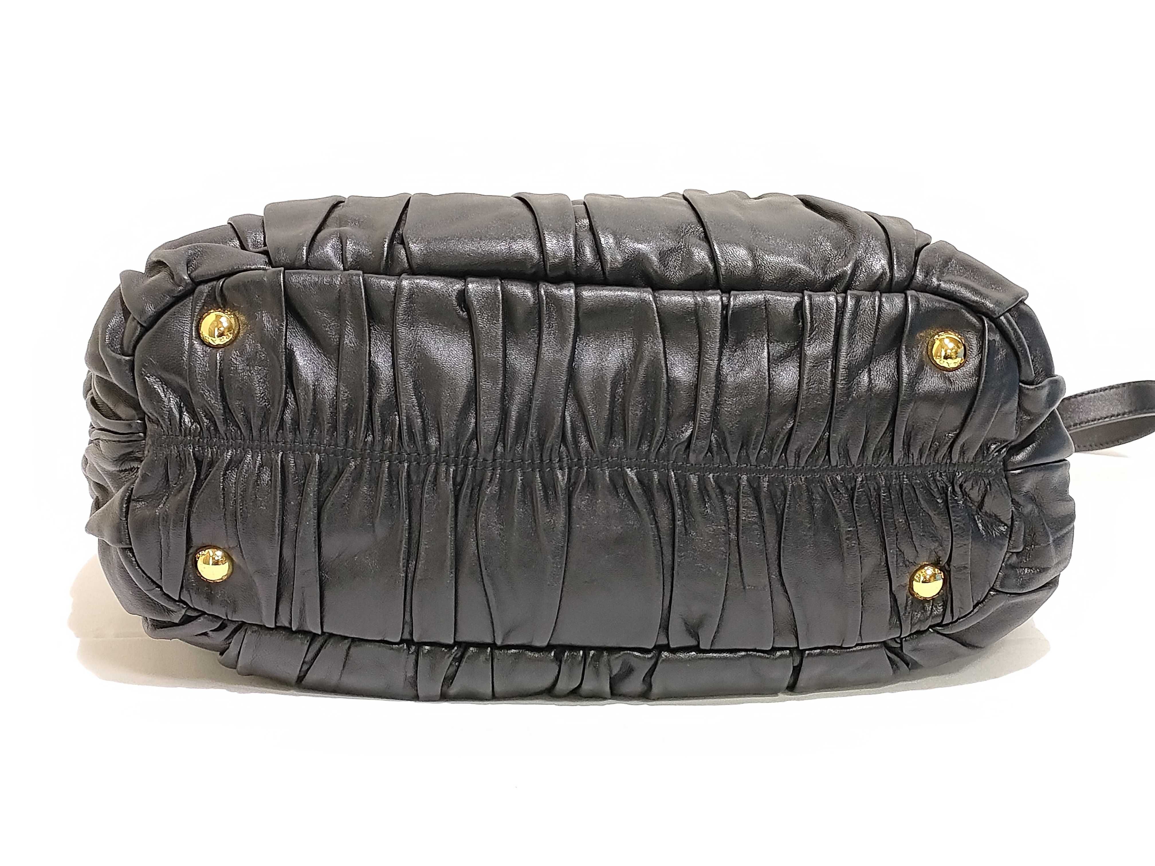 Nappa Gaufre Black 2-Way Leather Handbag BN1789 Handbag — view 7