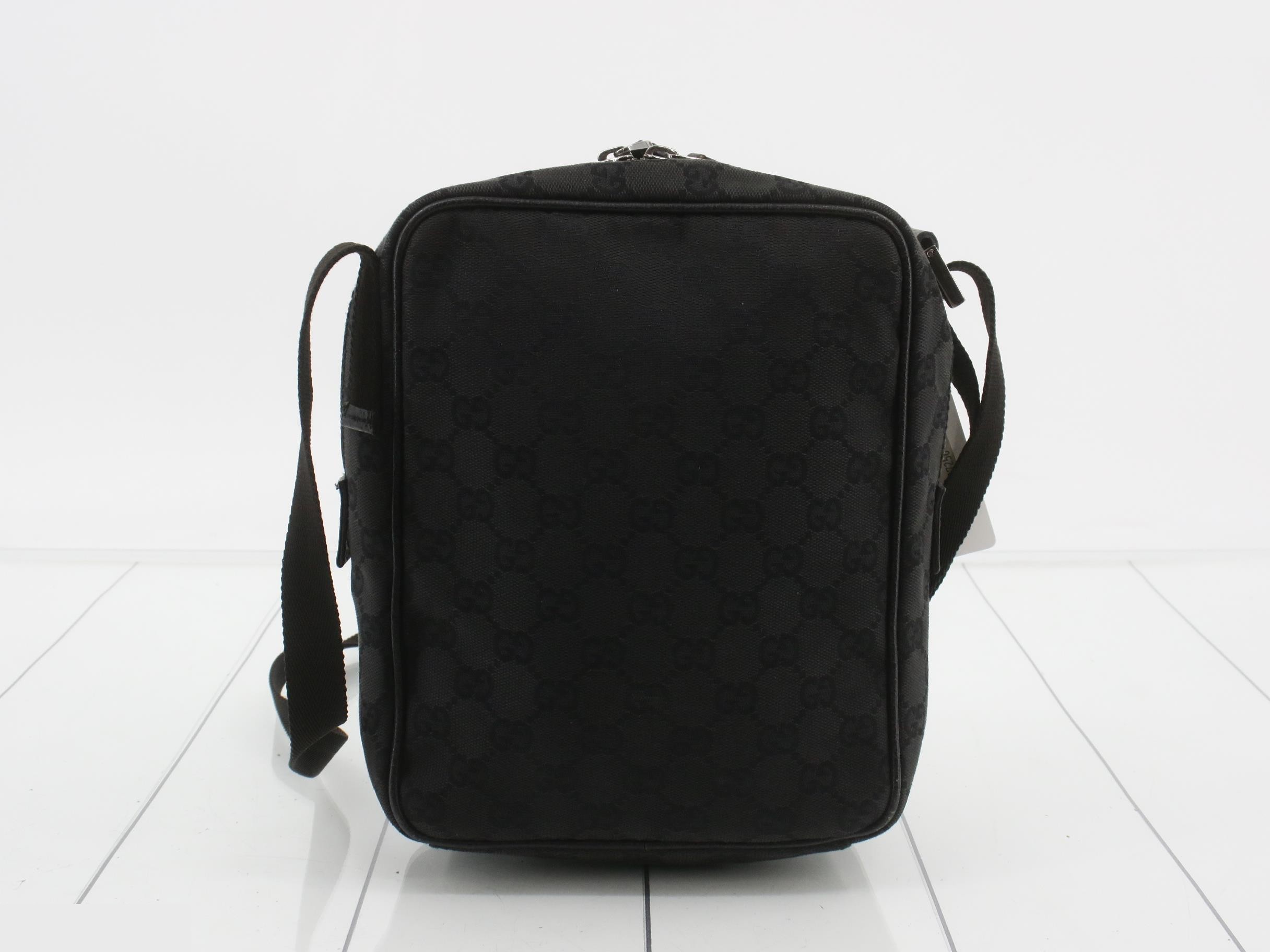 GG canvas shoulder bag — view 2