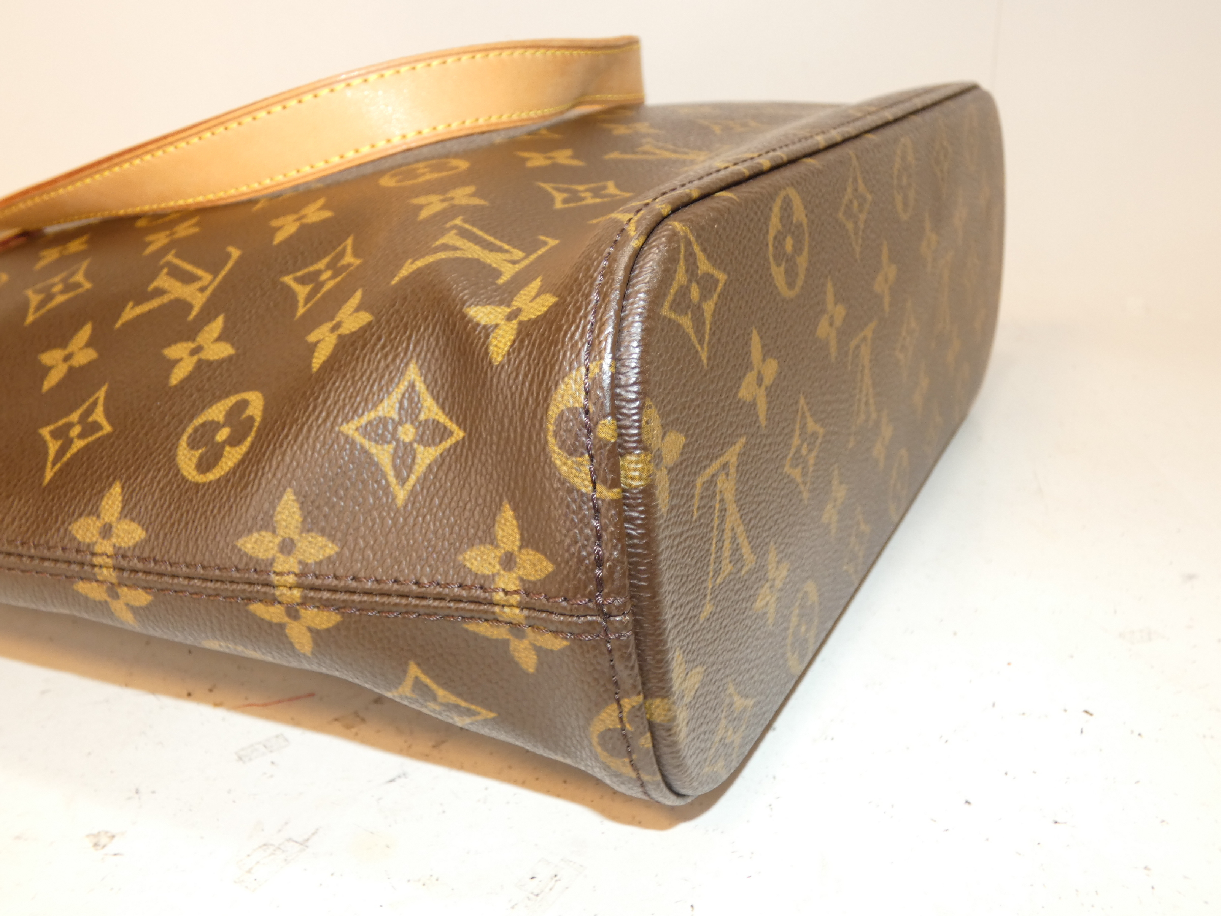 Vavin GM Monogram Tote Bag — view 7