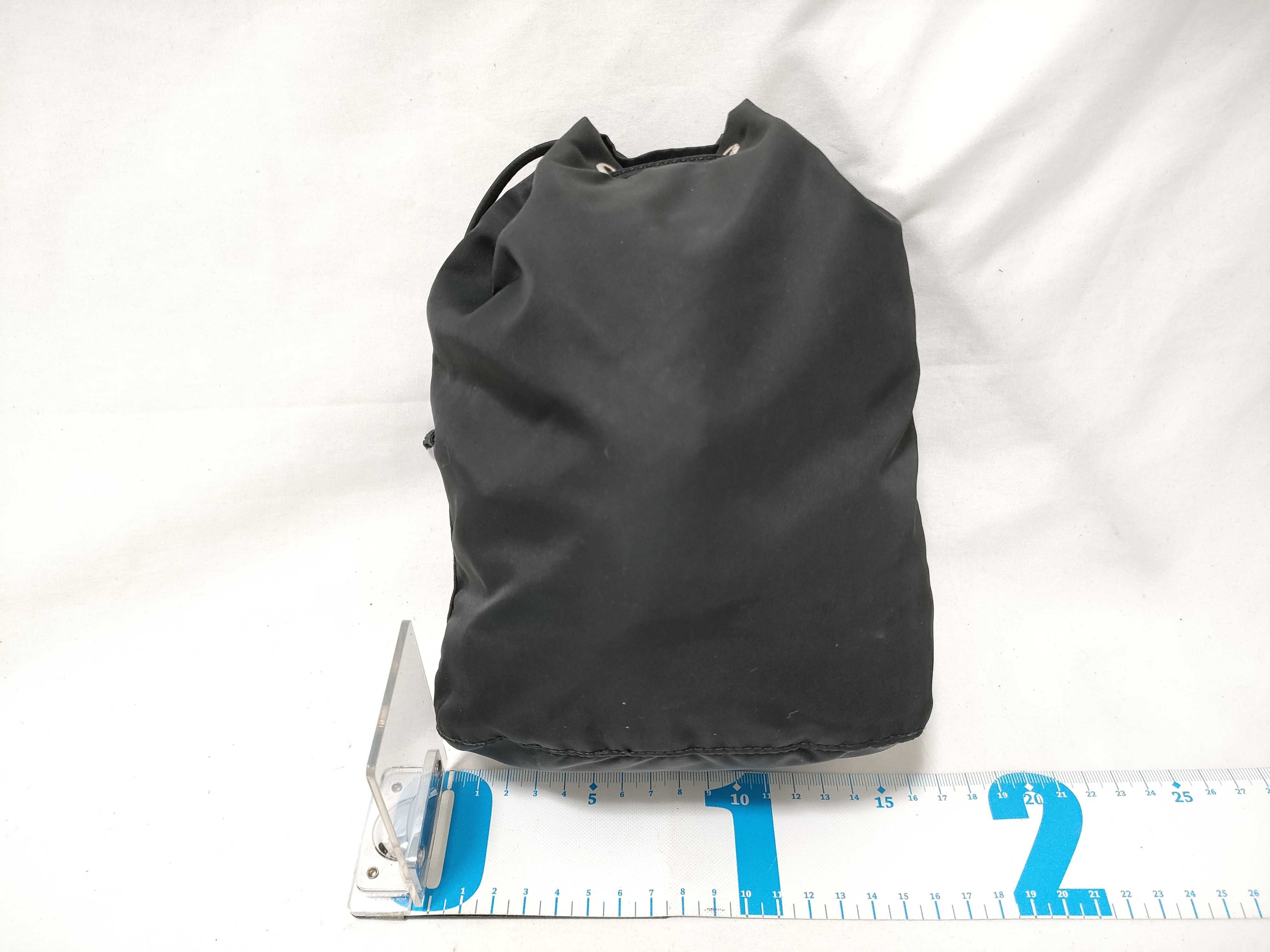 nylon drawstring pouch MV369 black. Accessories: Guarantee card and pouch. — view 2
