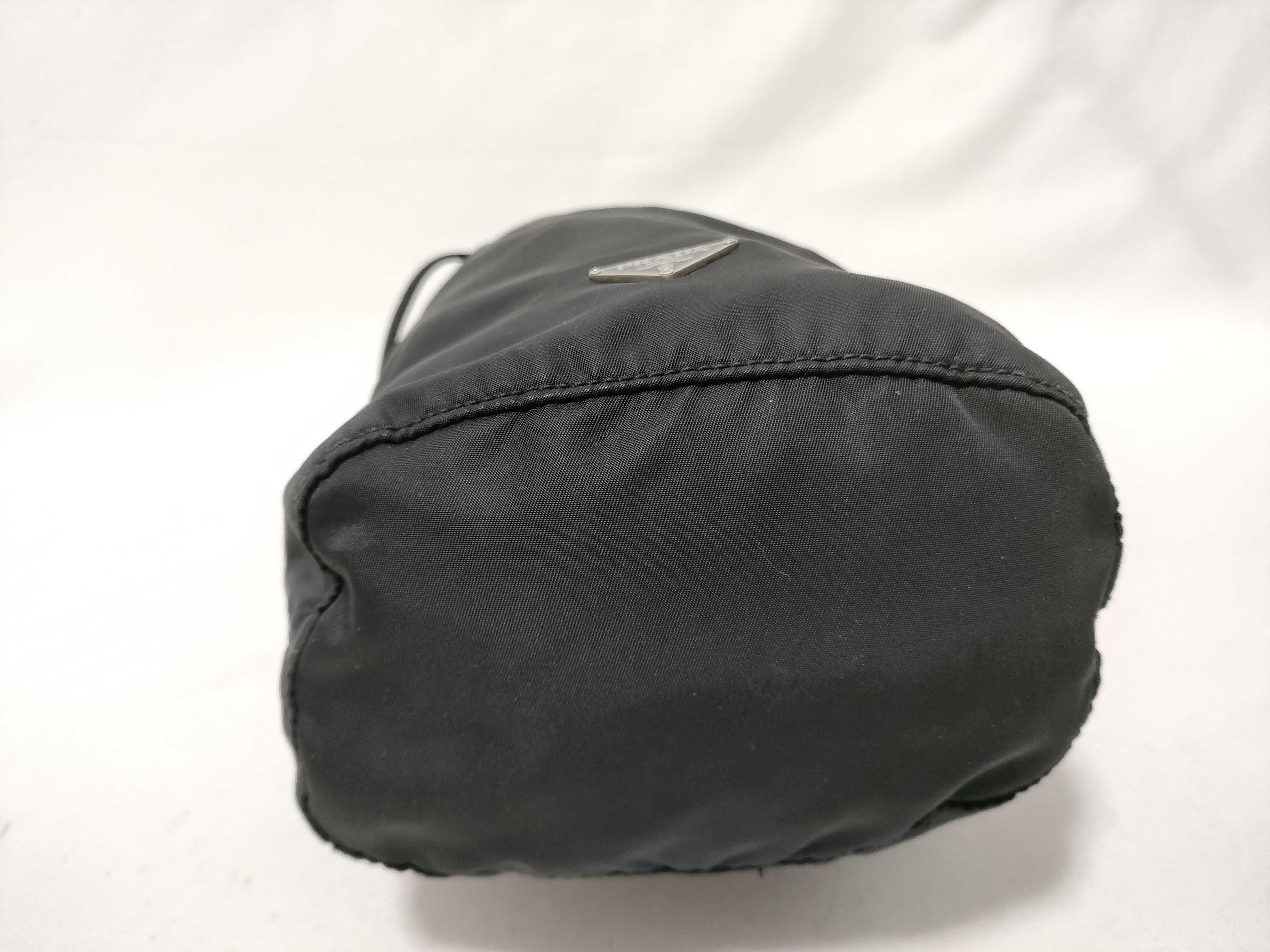 nylon drawstring pouch MV369 black. Accessories: Guarantee card and pouch. — view 4