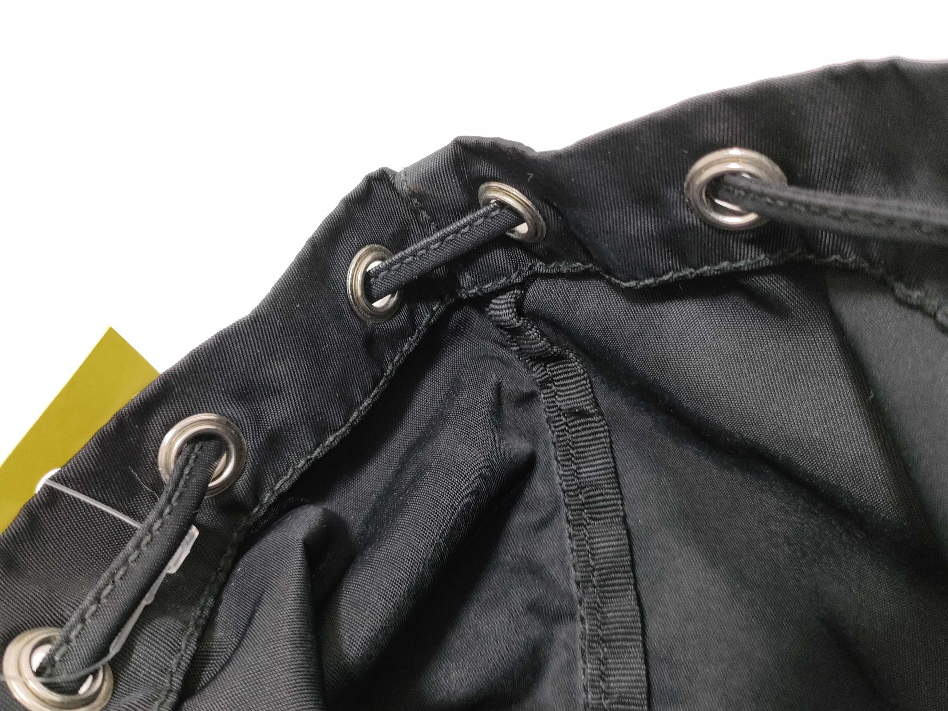 nylon drawstring pouch MV369 black. Accessories: Guarantee card and pouch. — view 5