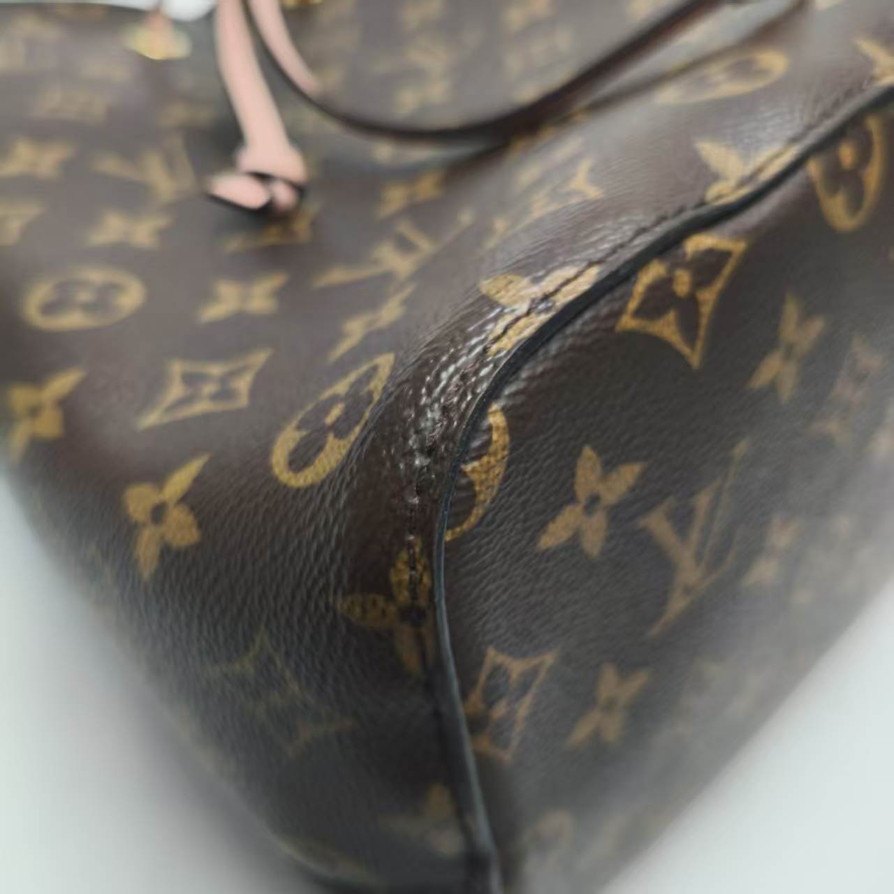 【*Shipped from: China*】LOUIS VUITTON NeoNoe PU Shoulder Bag — view 7