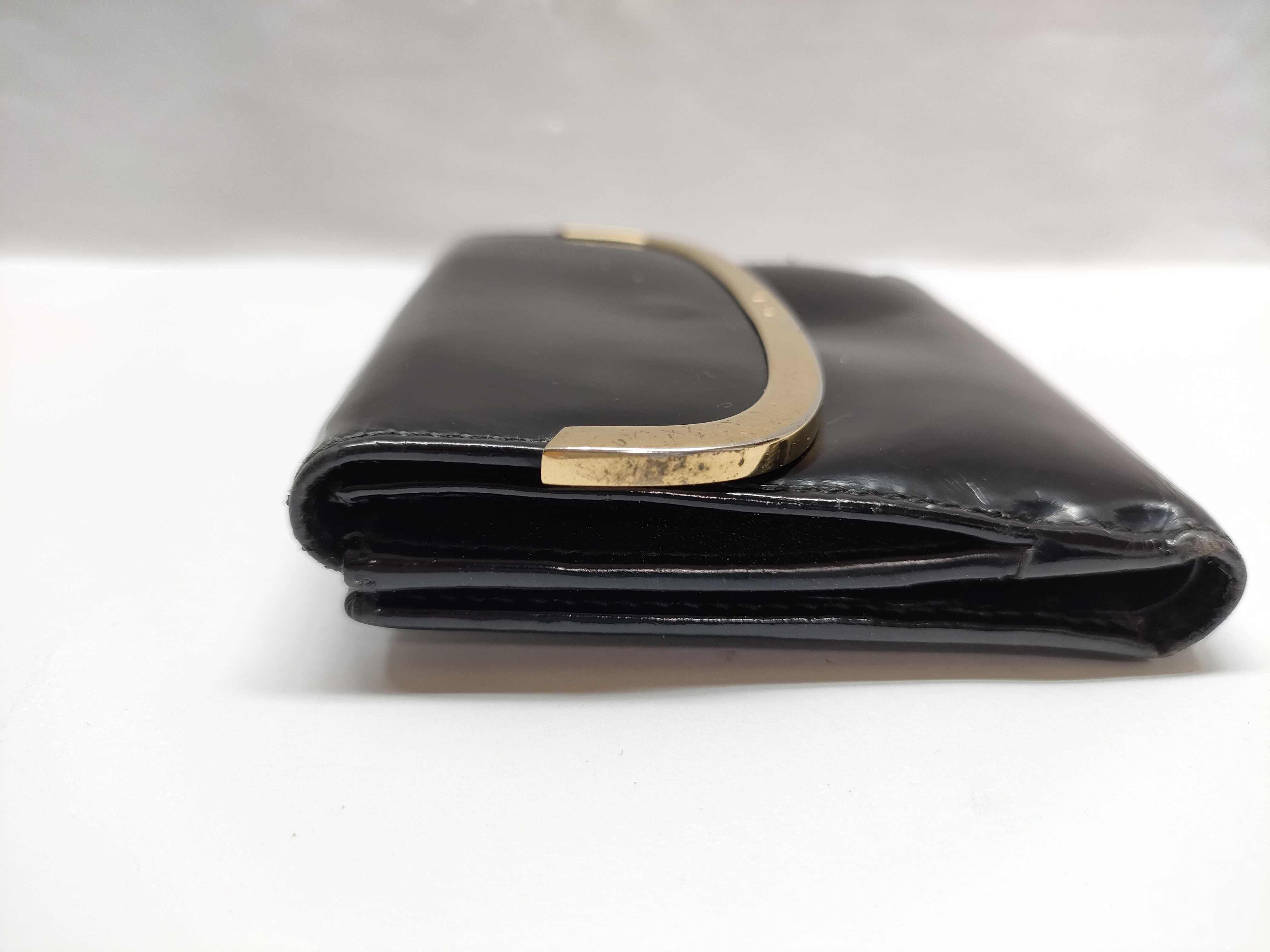 035 2067 Wallet — view 5