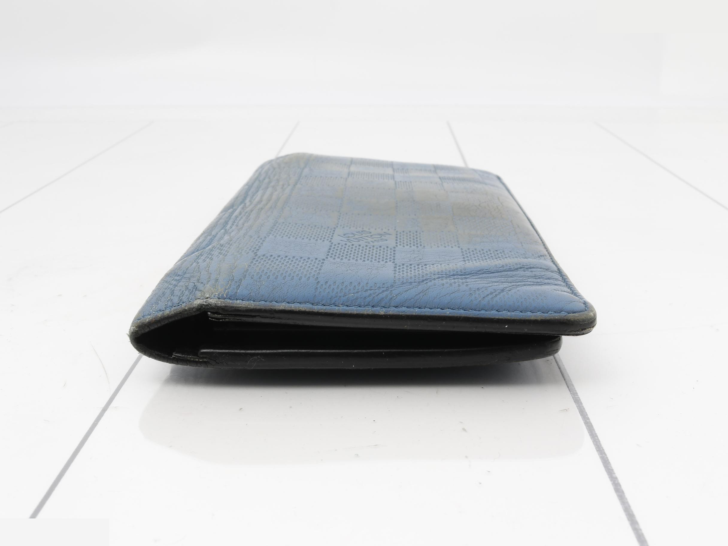 Damier Infini Bi-fold Long Wallet — view 3