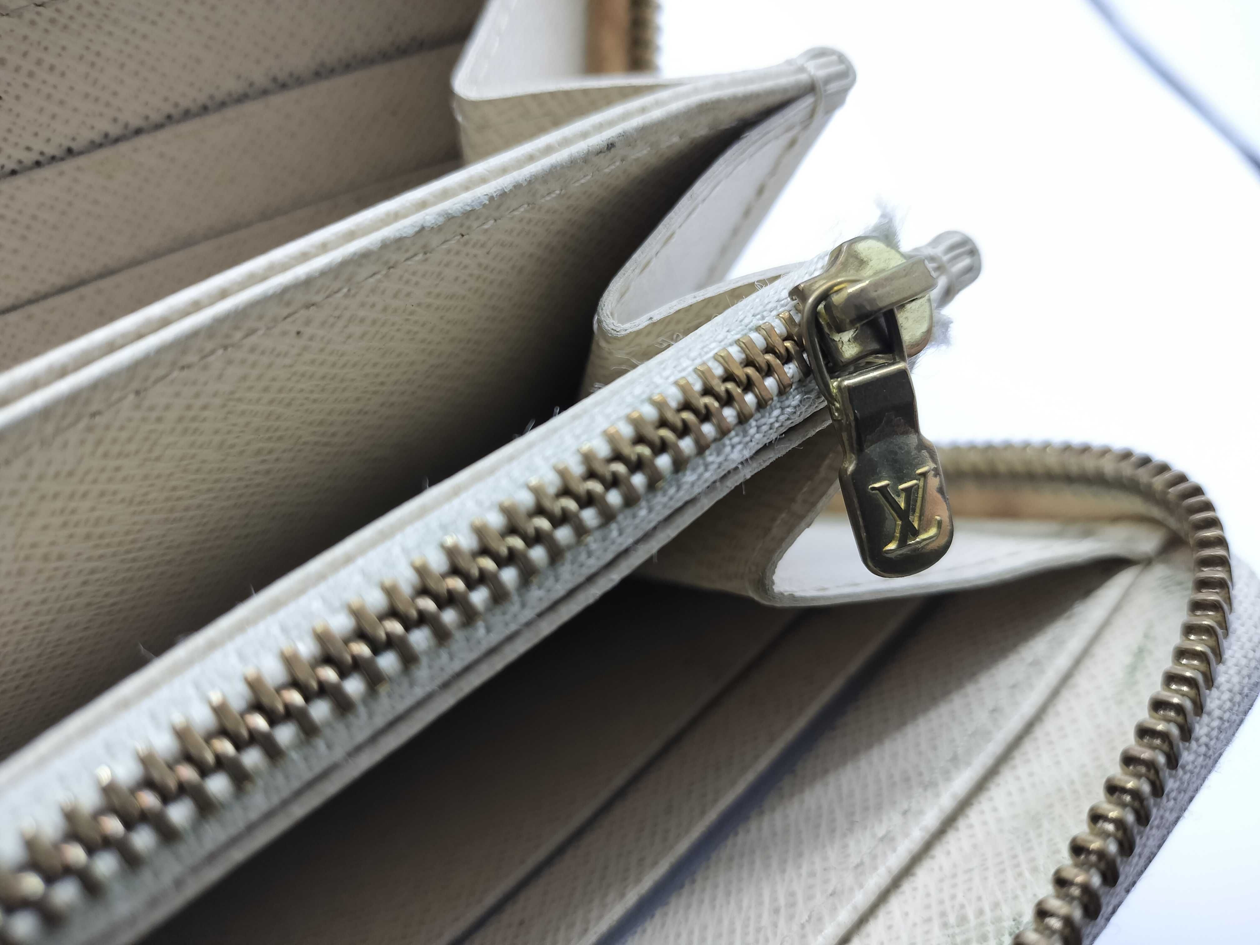 Damier Azur N60019 Zippy Wallet — view 10