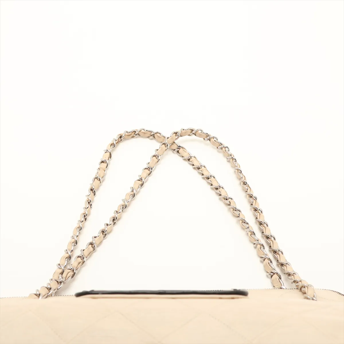 Matelassé Lambskin Chain Shoulder Bag, Size 2.55, White, Silver Hardware, Item Number 12653081, Series 12 — view 6