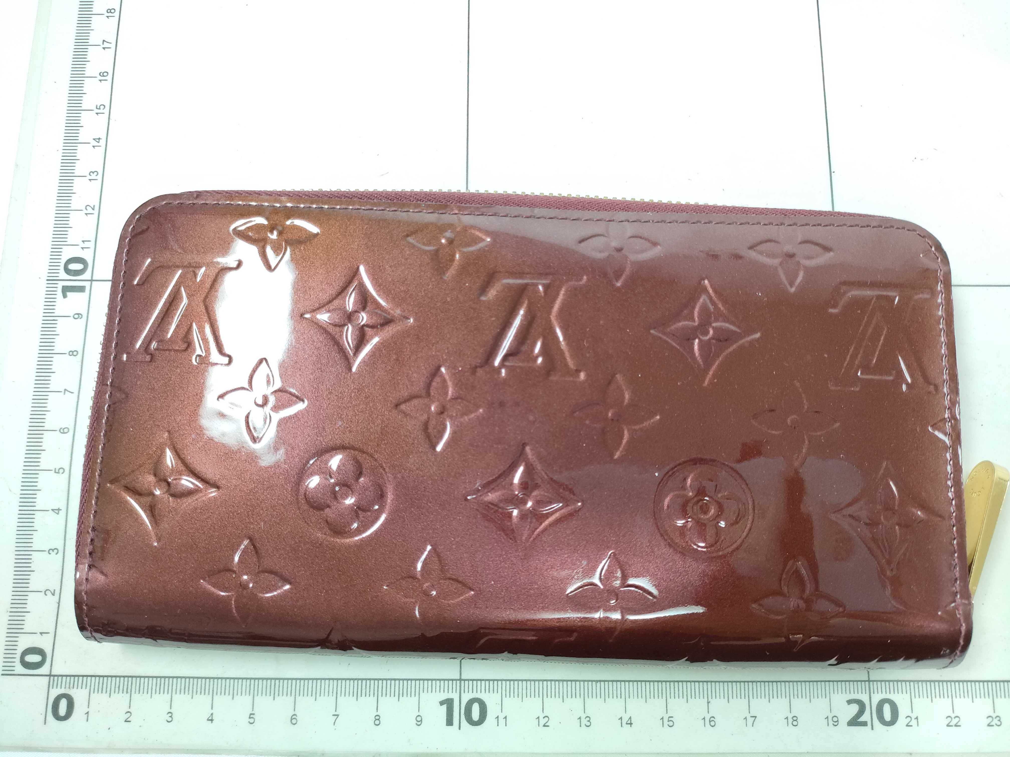 Vernis Long Wallet — view 2