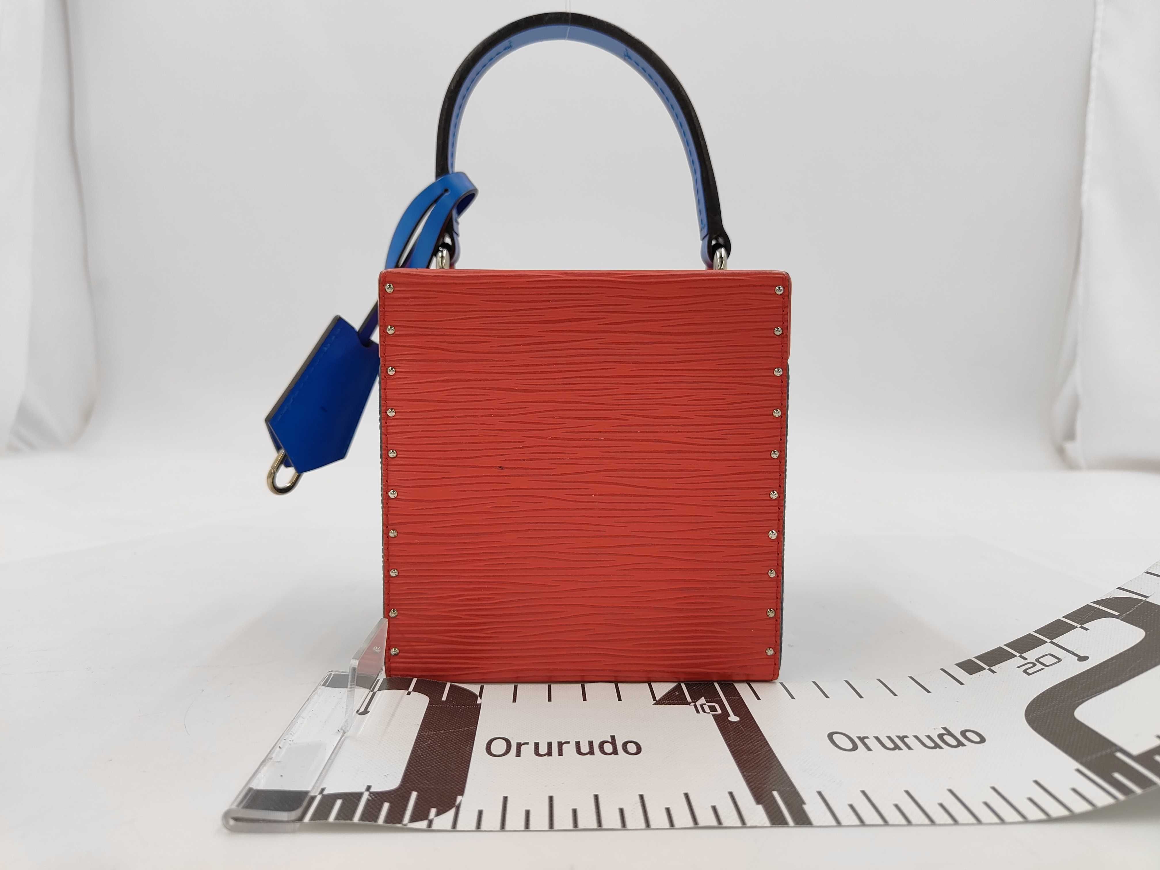 LV Epi Bleeker Box M52466 PL3188 Handbag — view 2