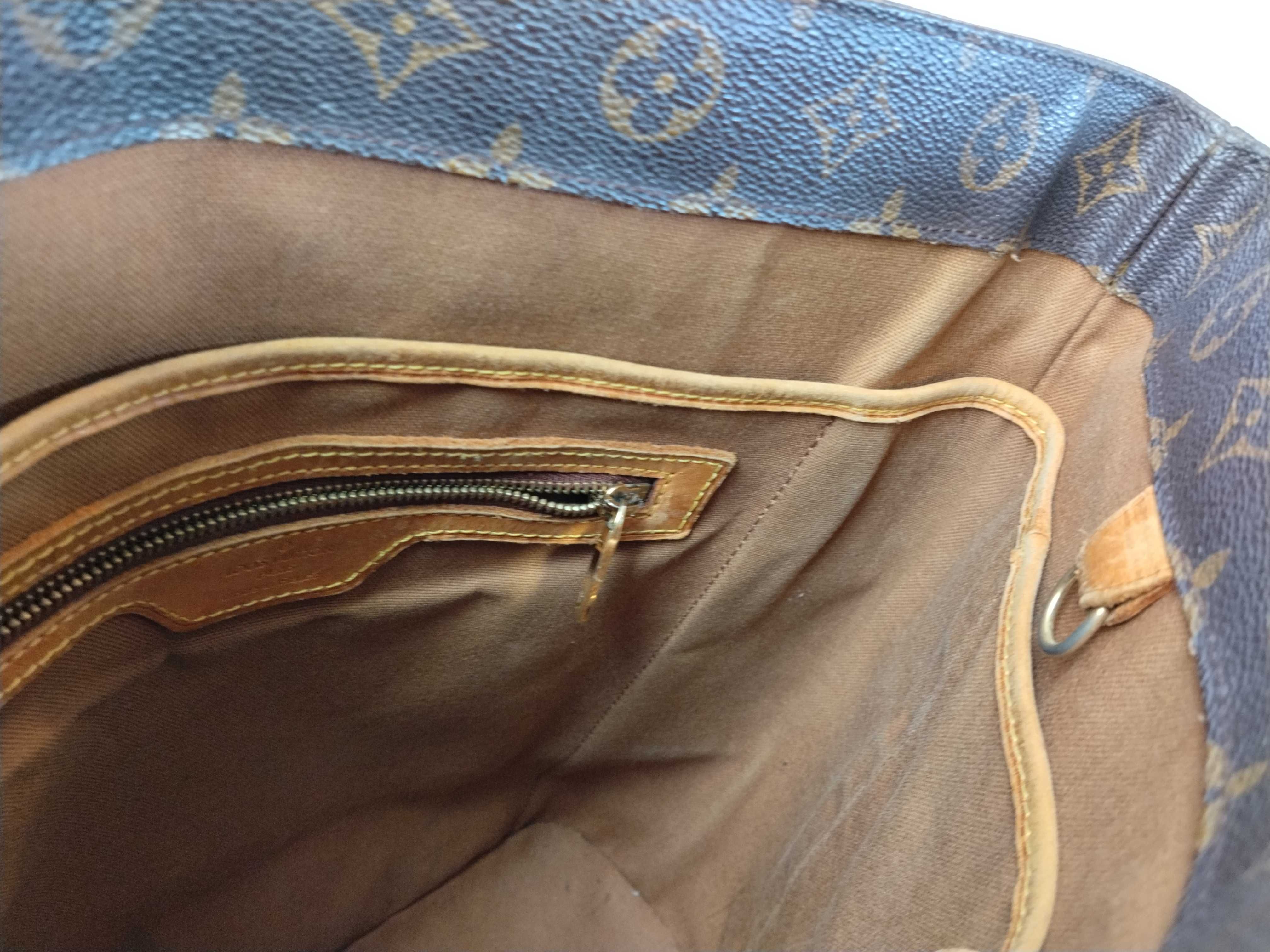 Monogram LV Vavin Tote Bag — view 11