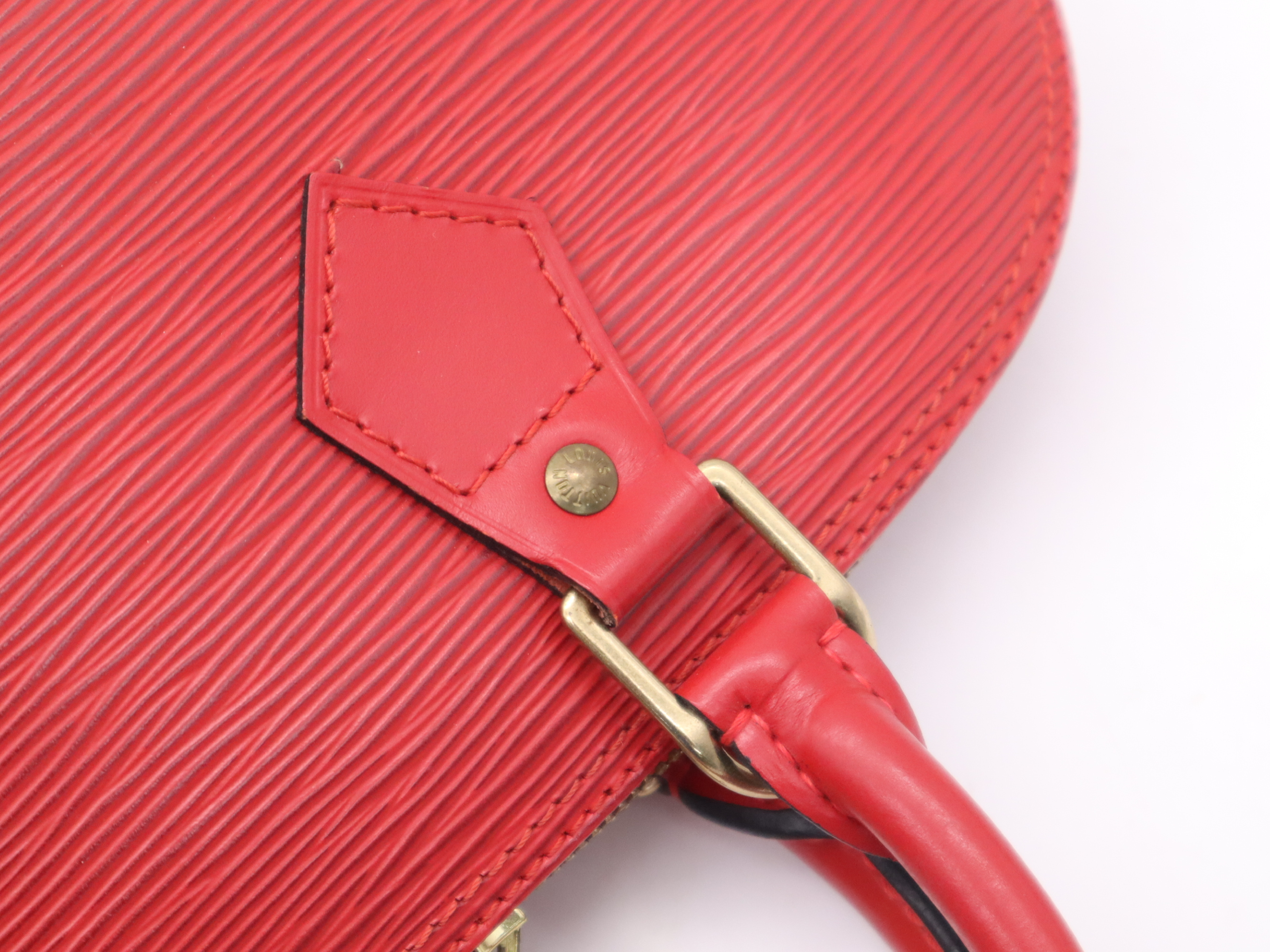 M52147 Epi Alma Castilian Red Handbag — view 8