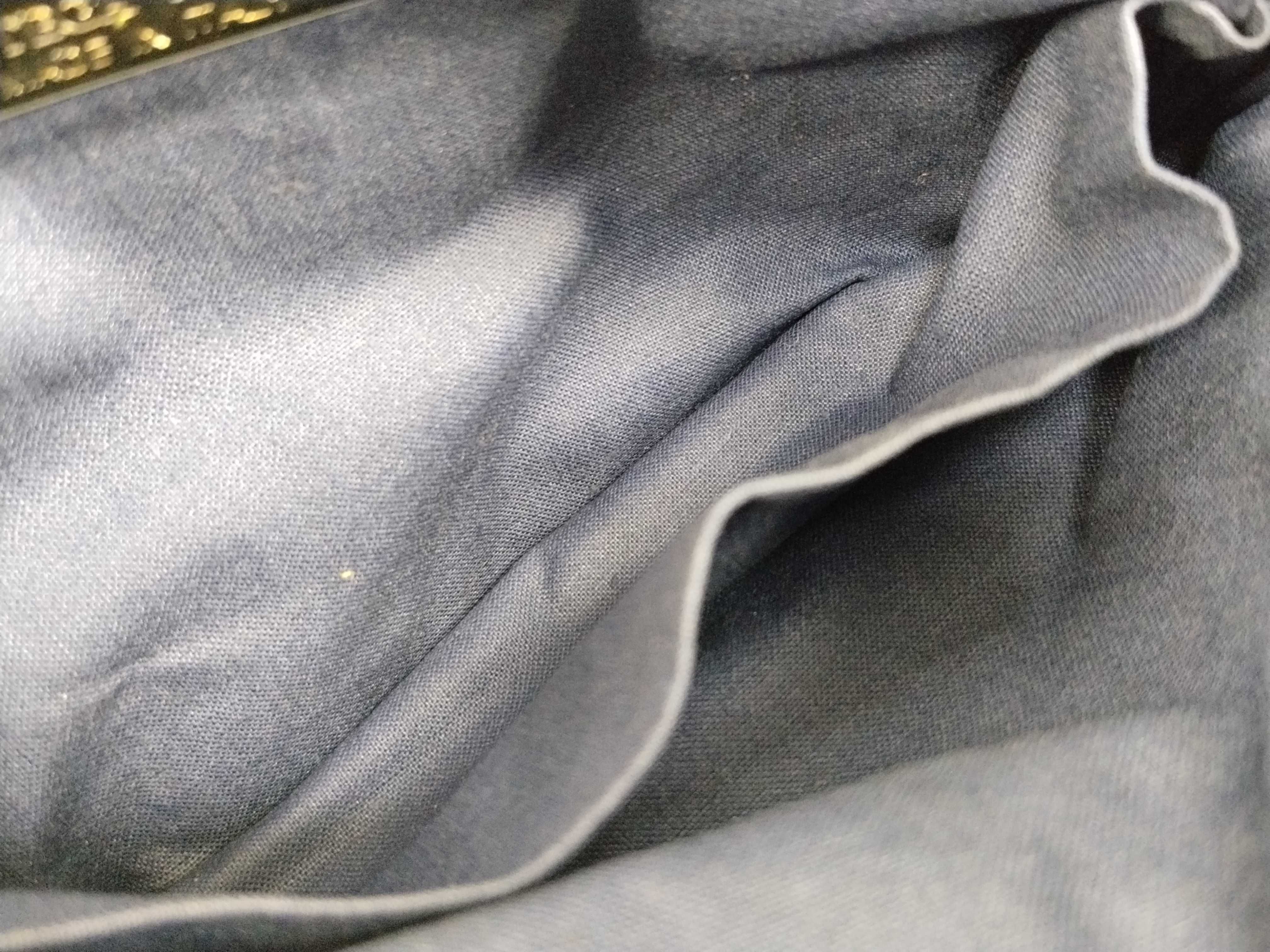 Intrecciato Shoulder Bag — view 11