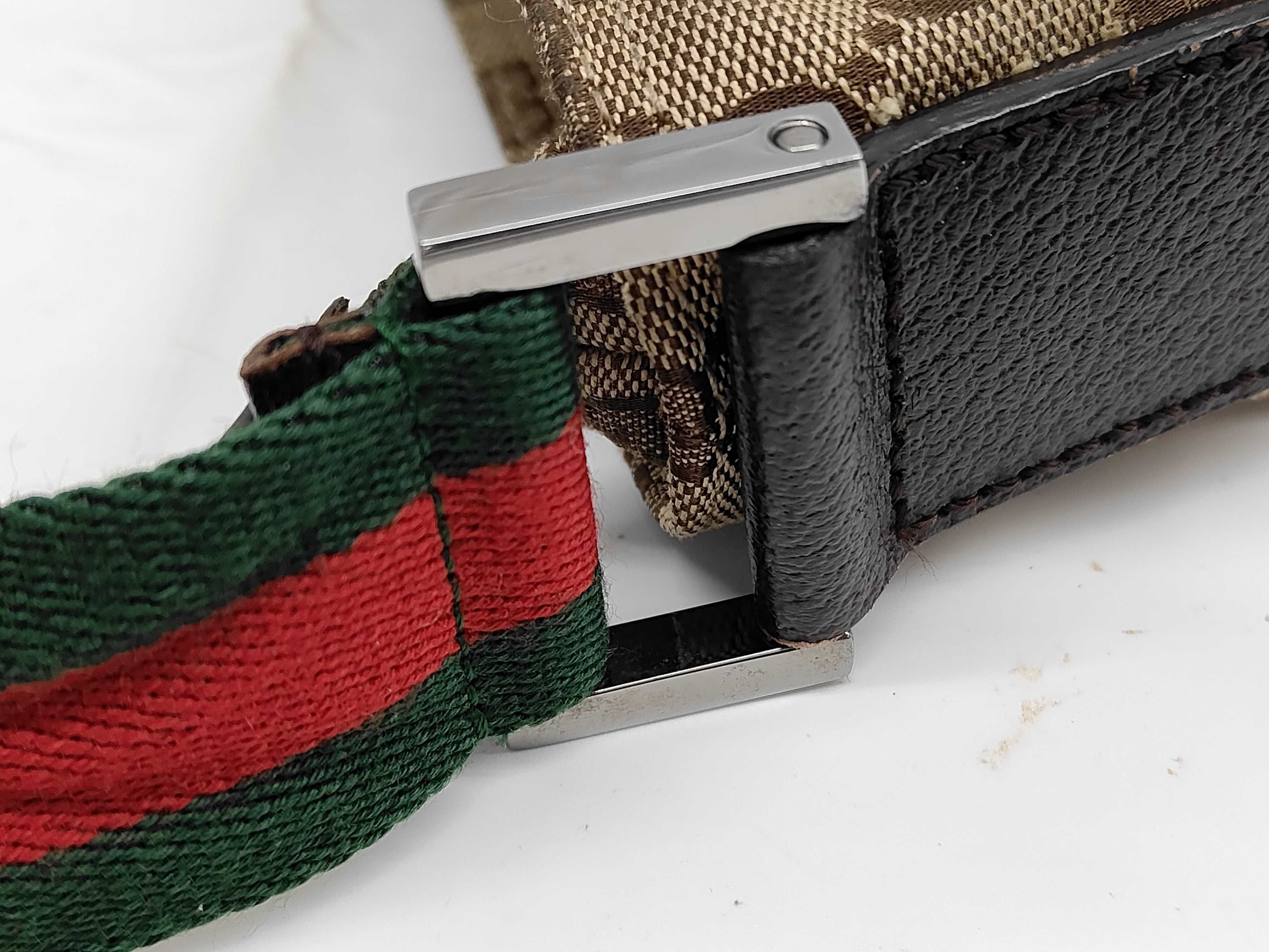 GG Canvas Web Stripe Messenger Bag (Shoulder Bag) — view 4