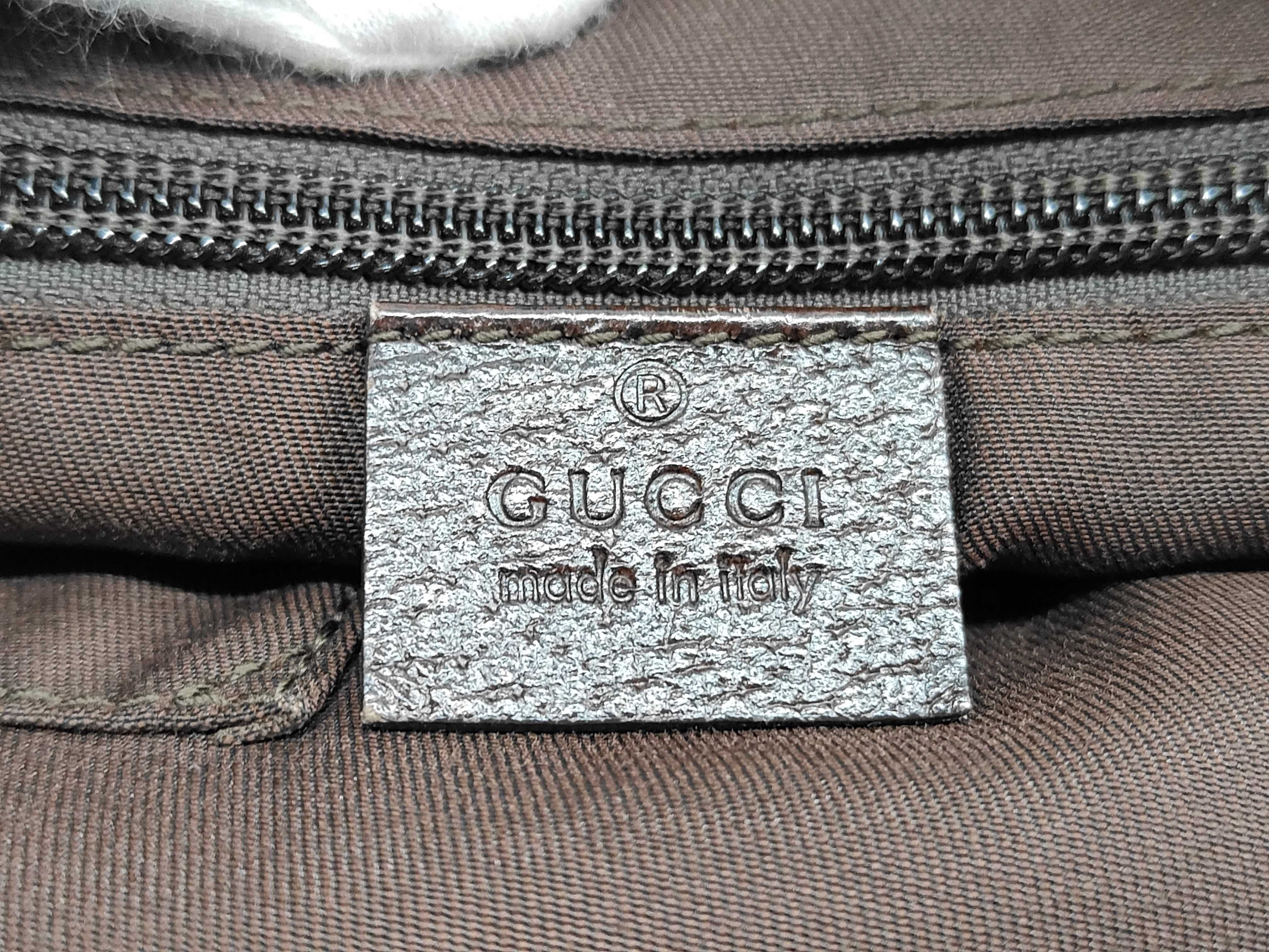 GG Canvas Web Stripe Messenger Bag (Shoulder Bag) — view 6