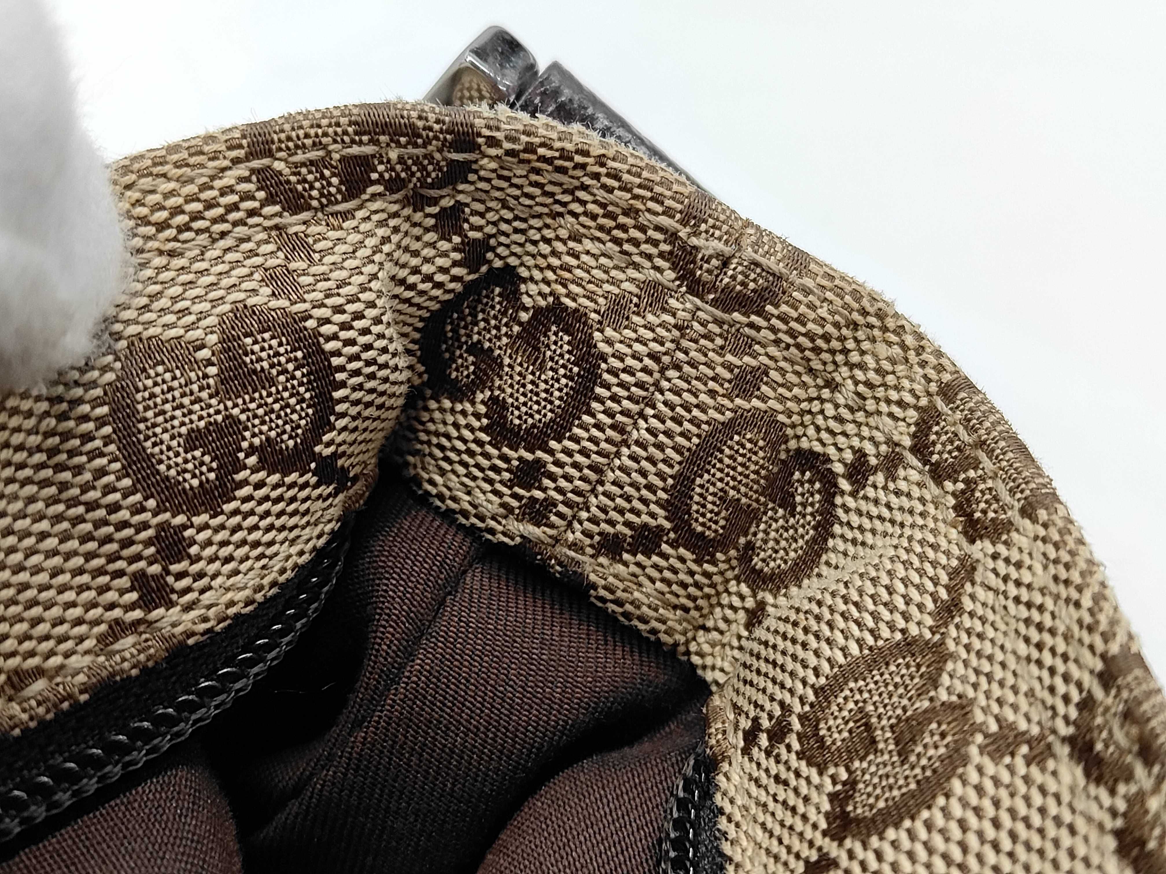 GG Canvas Web Stripe Messenger Bag (Shoulder Bag) — view 8