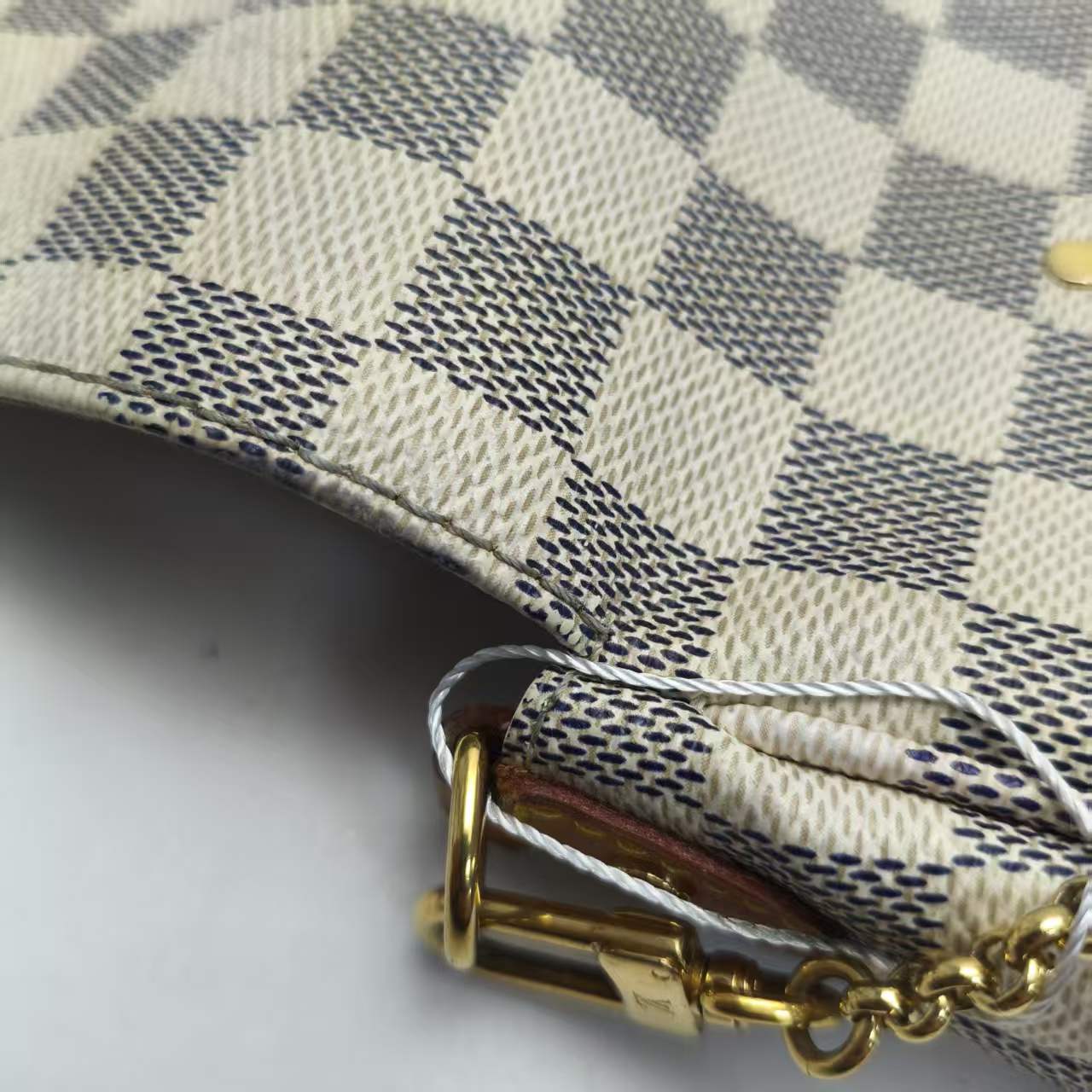【*Shipped from: China*】LOUIS VUITTON Favorite PU Shoulder Bag — view 12