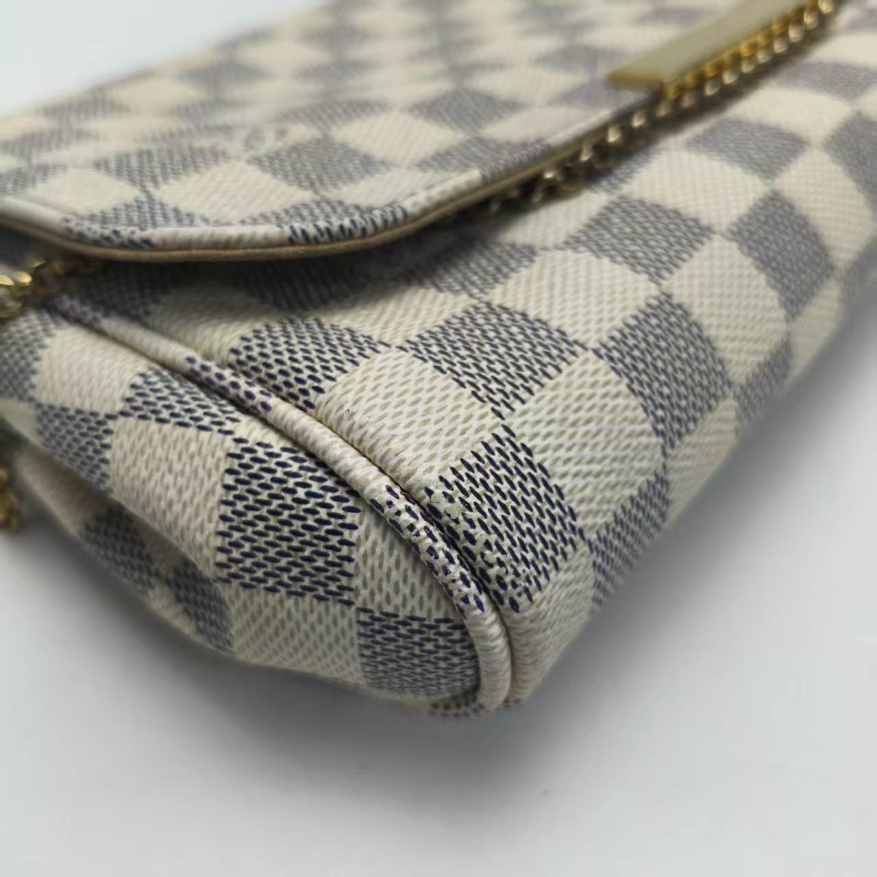 【*Shipped from: China*】LOUIS VUITTON Favorite PU Shoulder Bag — view 4