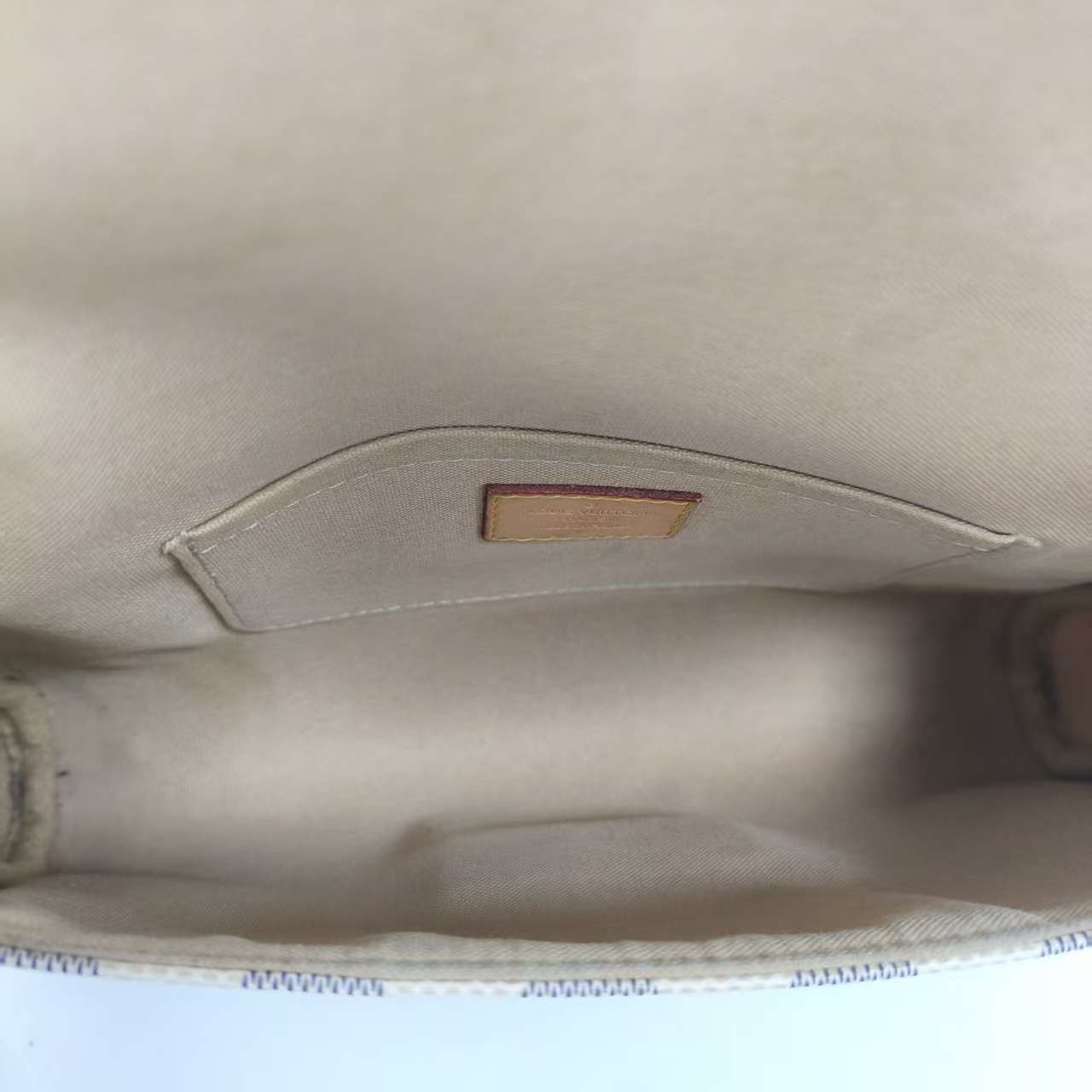 【*Shipped from: China*】LOUIS VUITTON Favorite PU Shoulder Bag — view 8