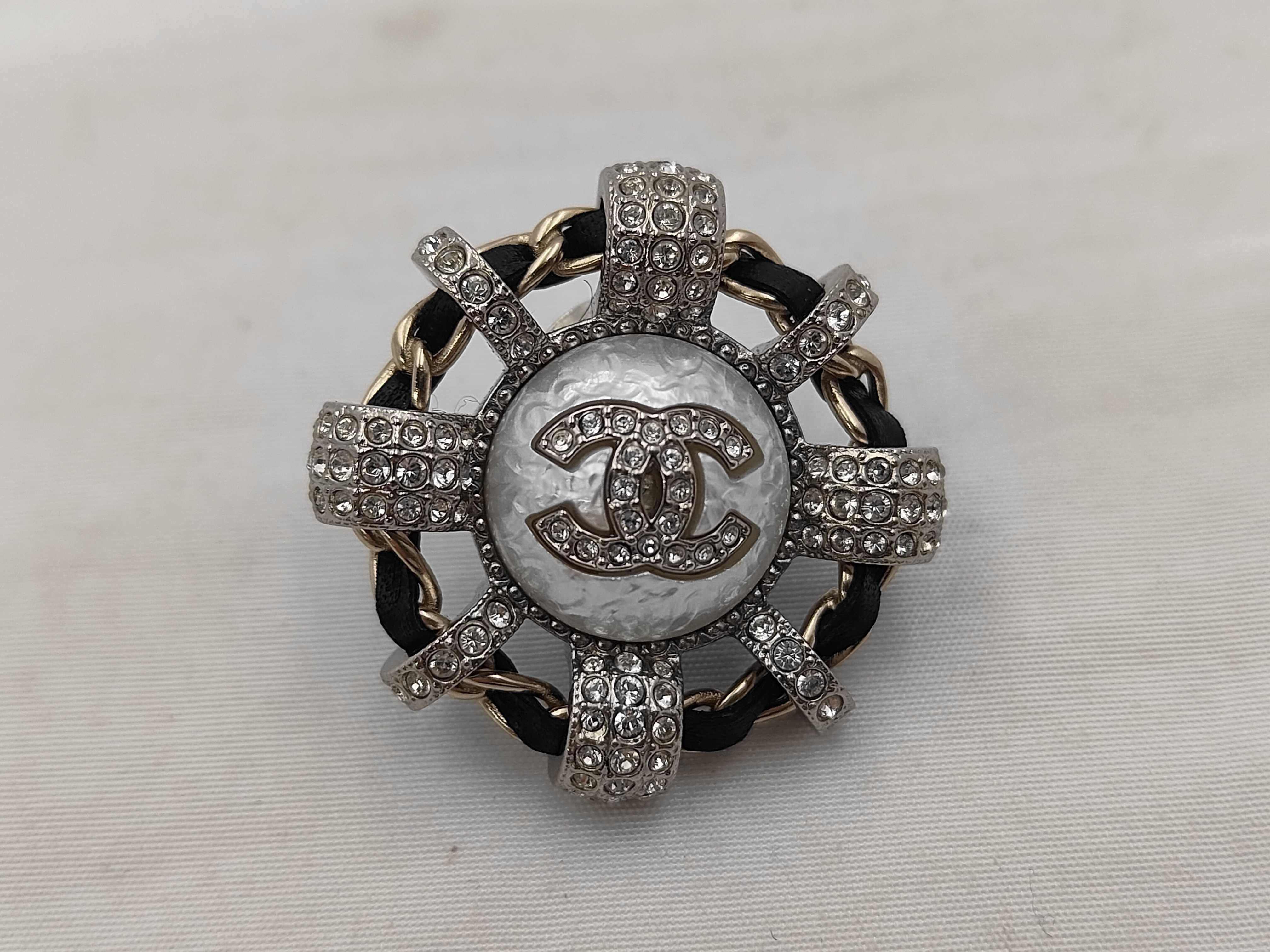 Coco Mark Rhinestone Pin Brooch A21B Brooch