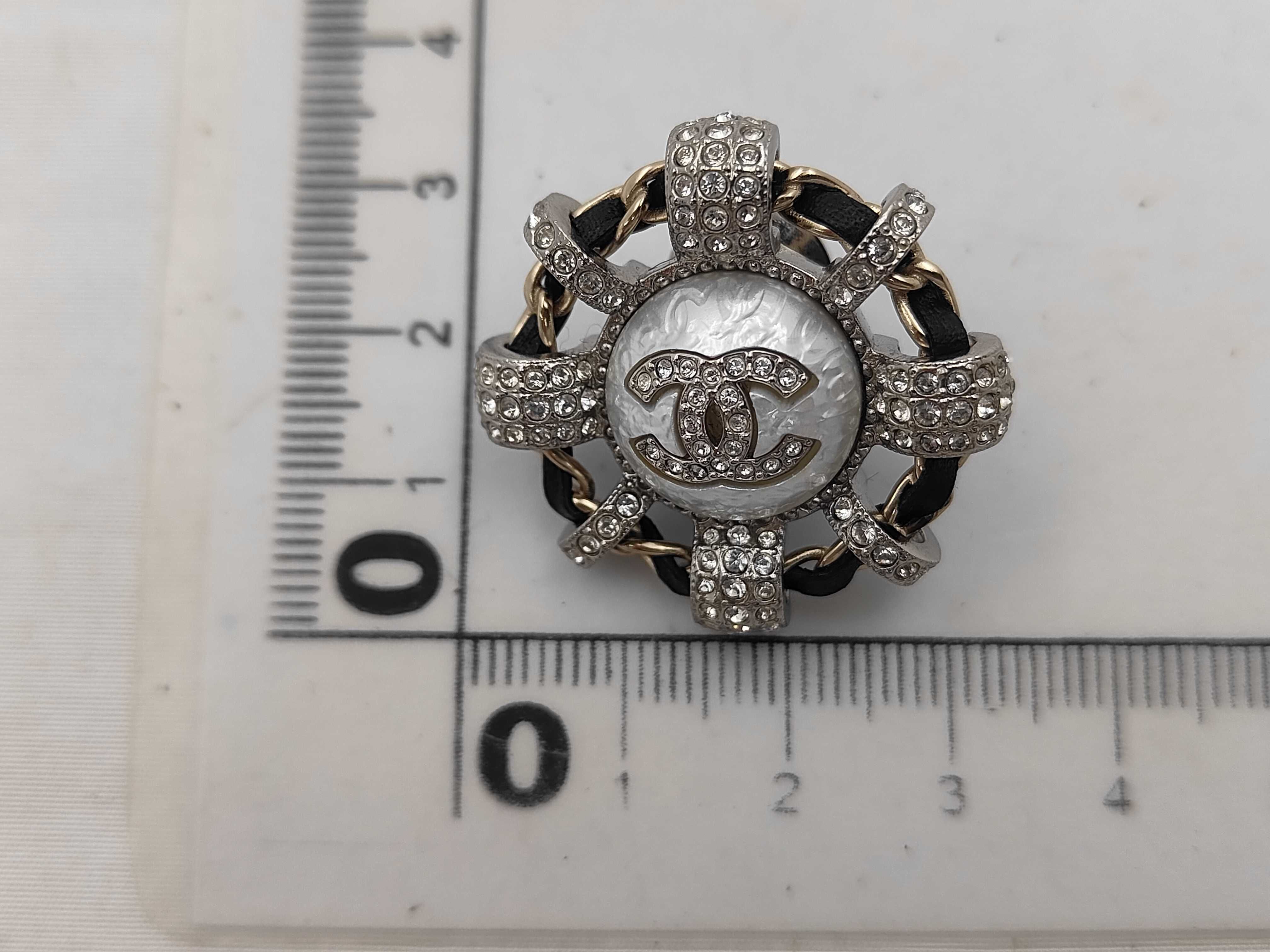 Coco Mark Rhinestone Pin Brooch A21B Brooch — view 4