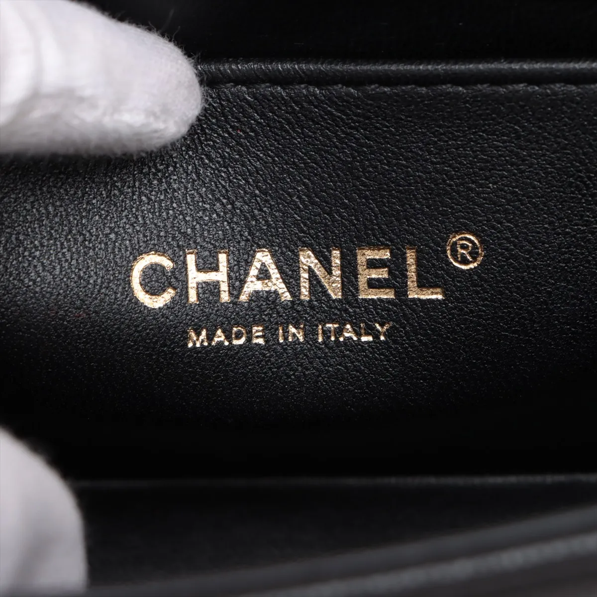 Boy Chanel 20 Small Caviar Skin Chain Shoulder Bag Black Gold Hardware AJ169UX6 Random Plate A67085 — view 9