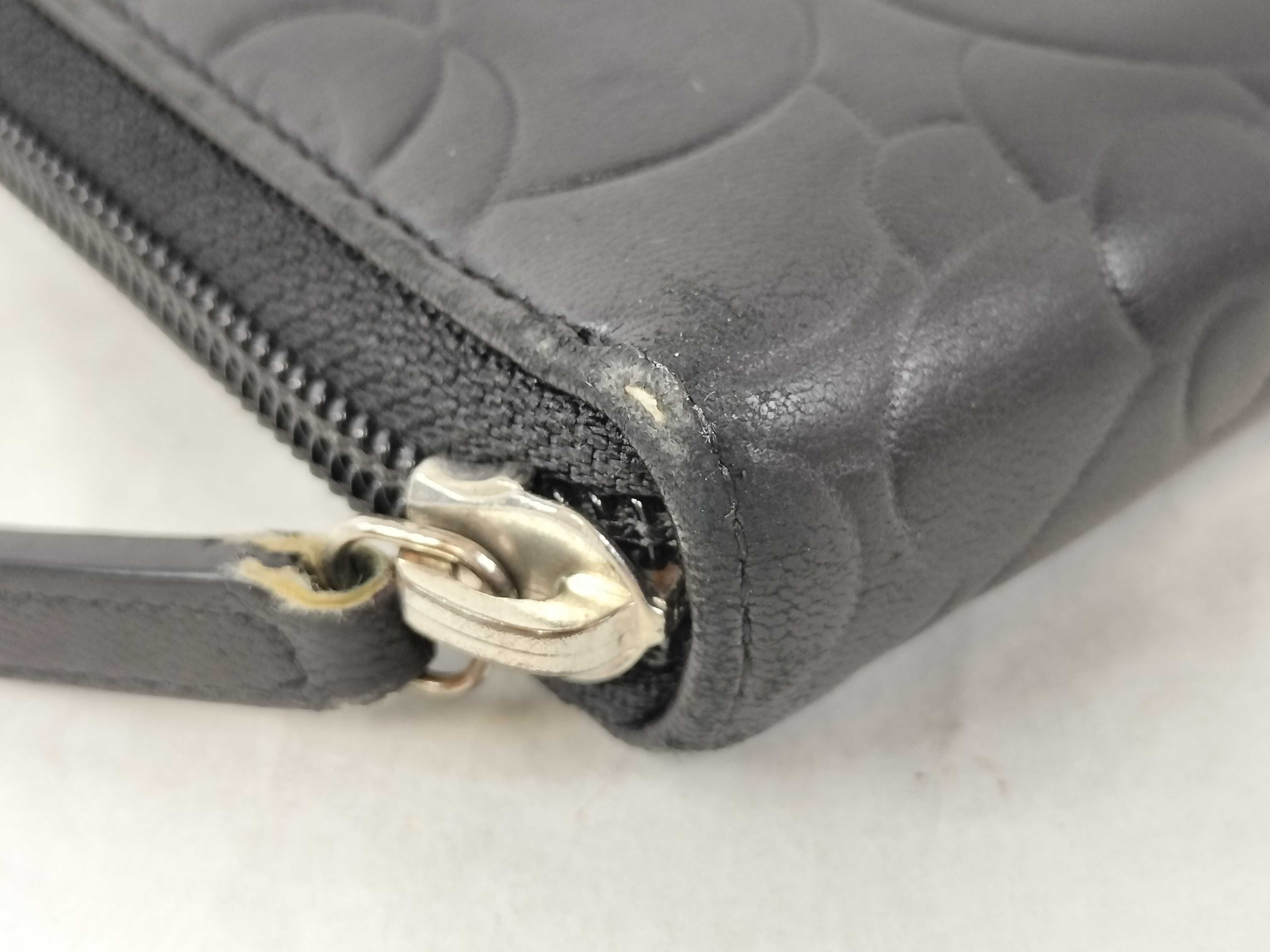 Camellia Round Zip Wallet — view 3