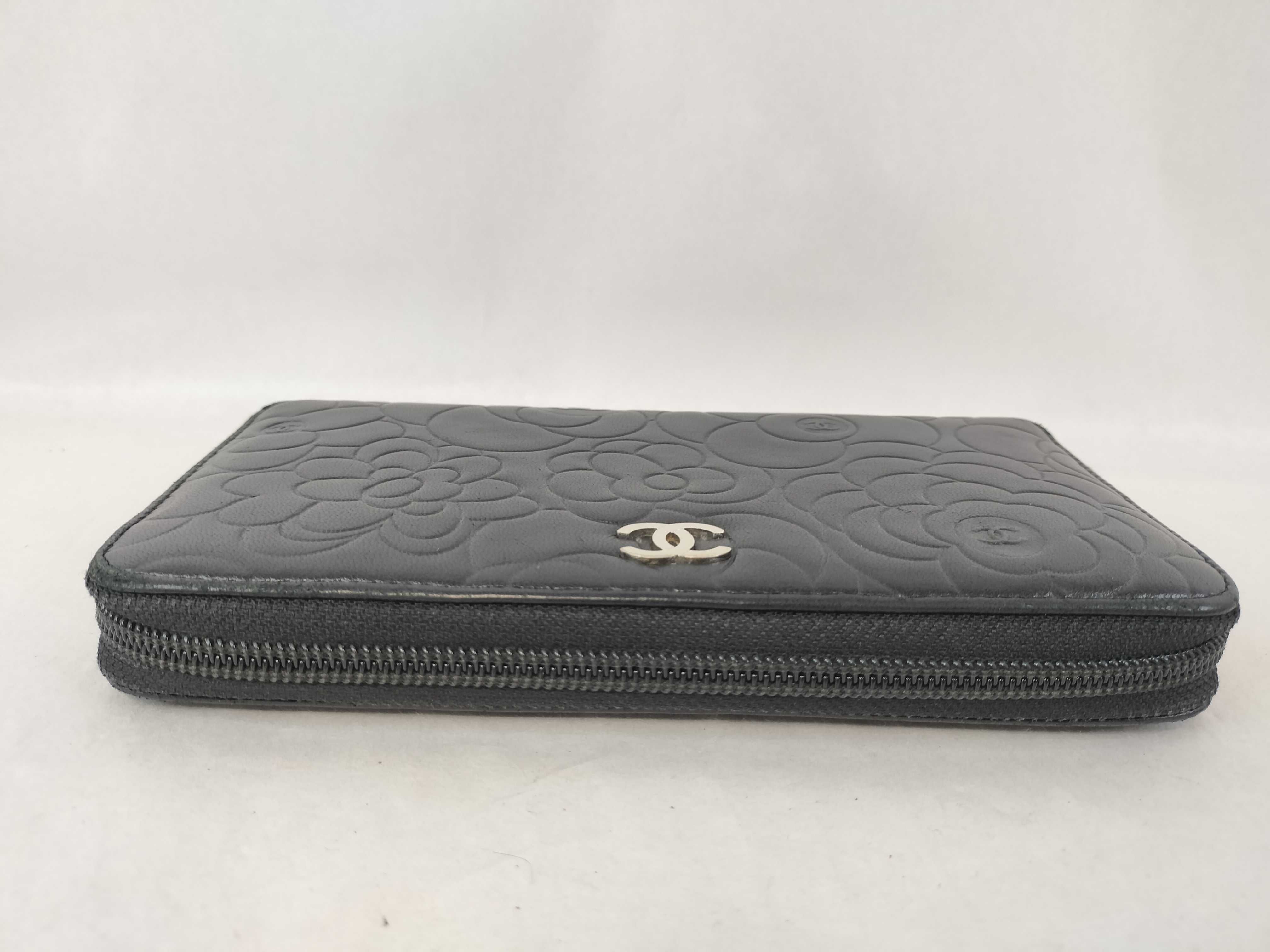 Camellia Round Zip Wallet — view 6