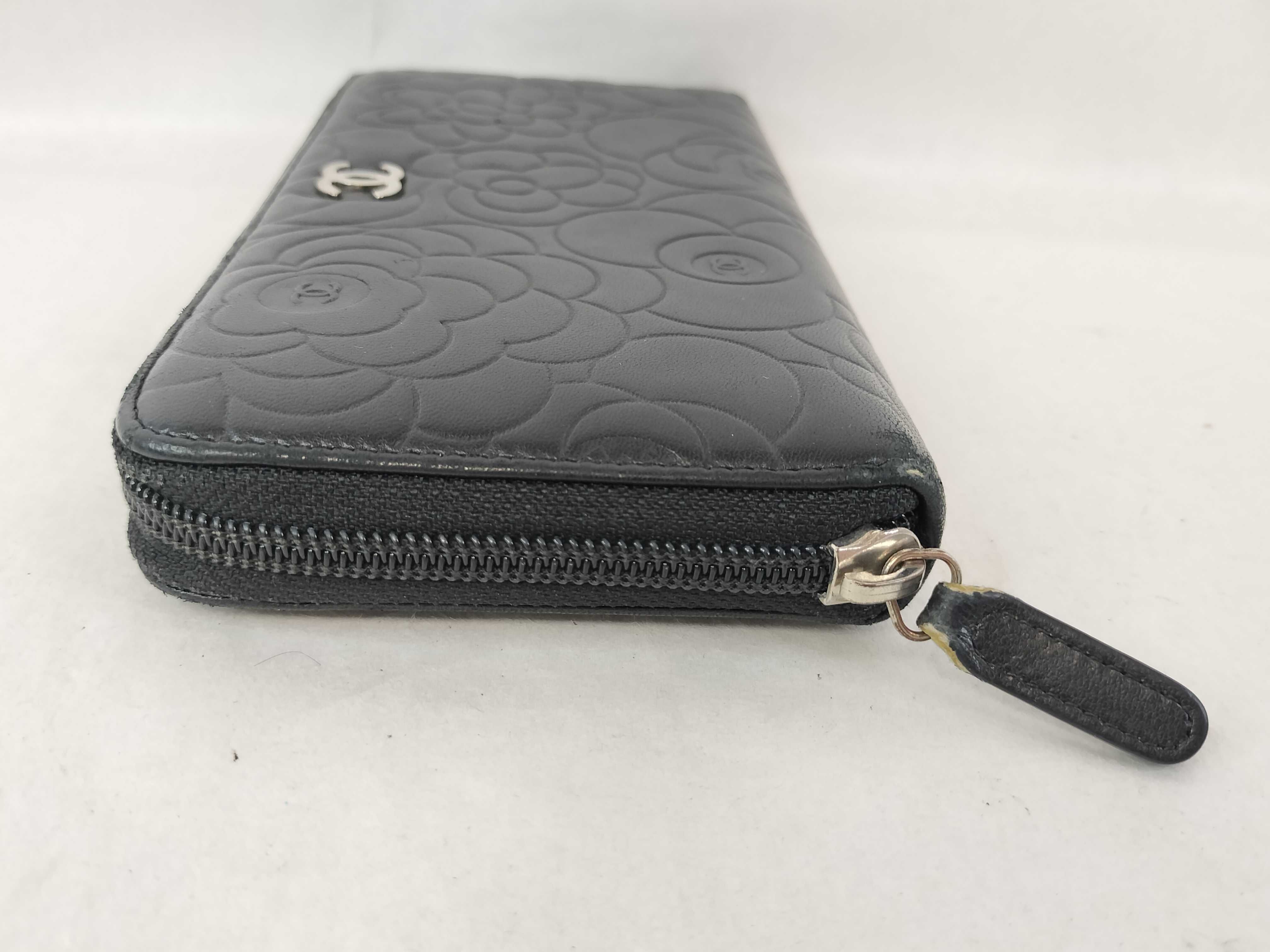 Camellia Round Zip Wallet — view 7