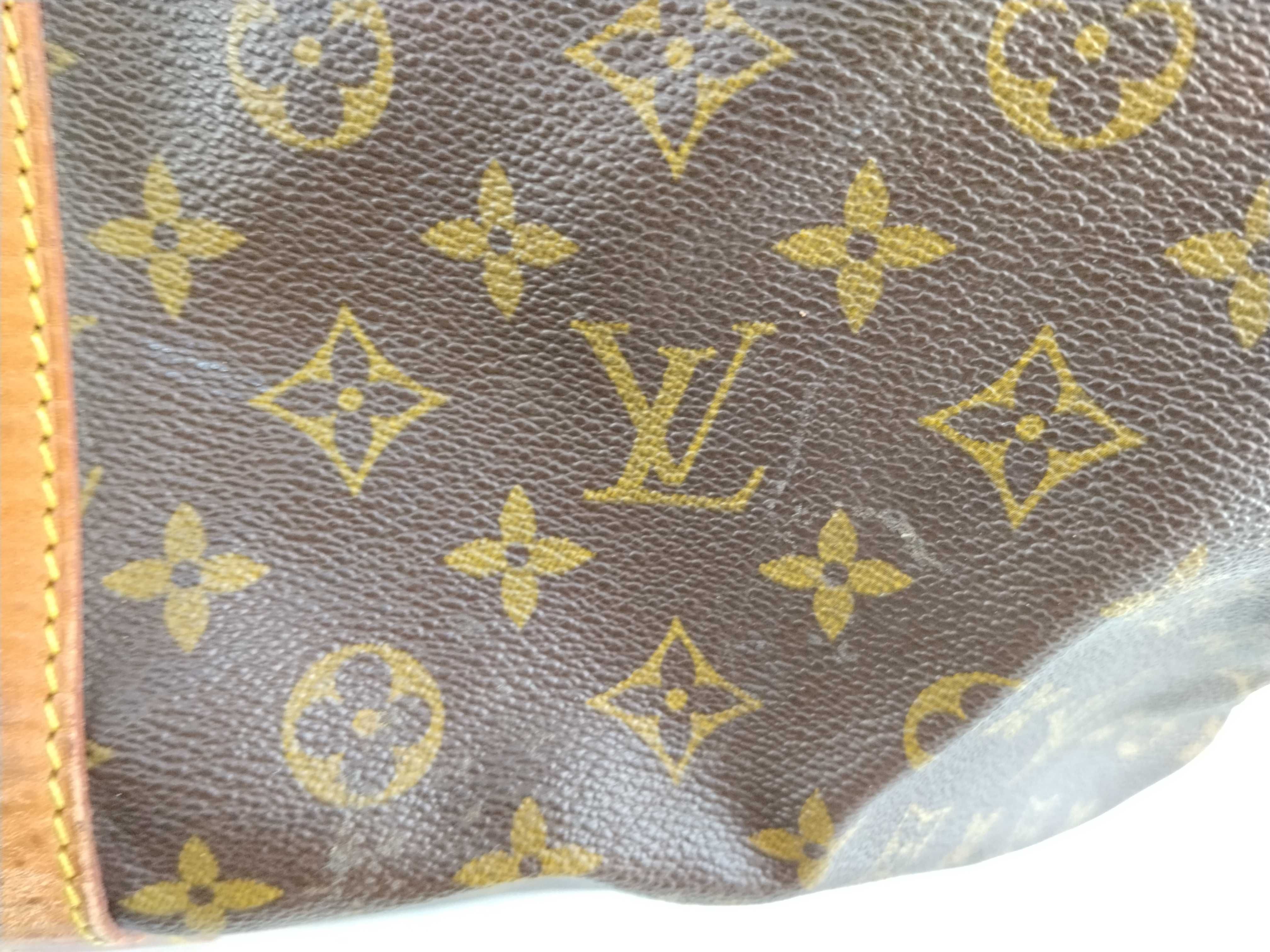 Monogram Vuitton Keepall Bandoulière 60 Boston Bag with Shoulder Strap — view 13