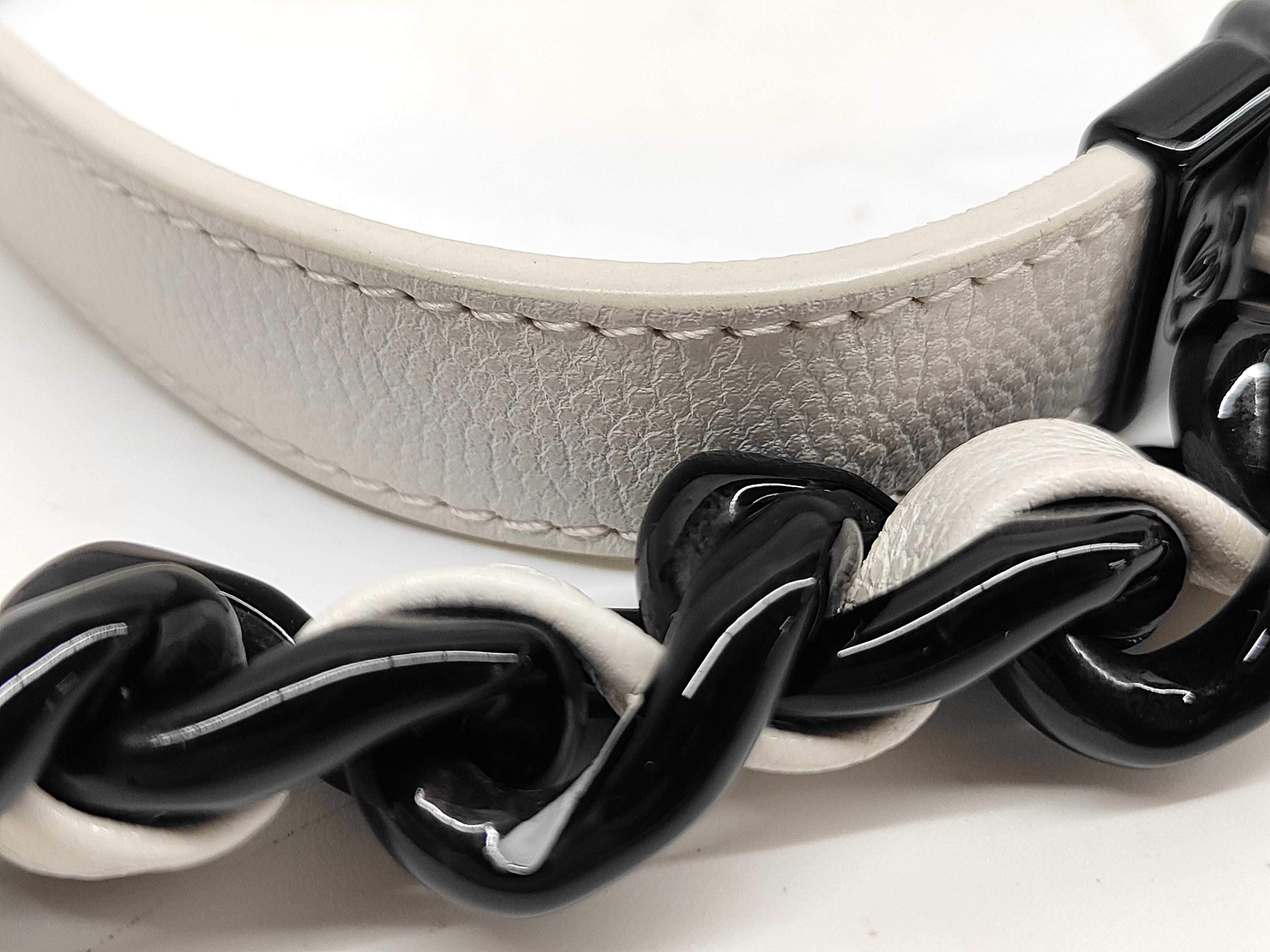Matelassé Chain Shoulder Bag — view 6