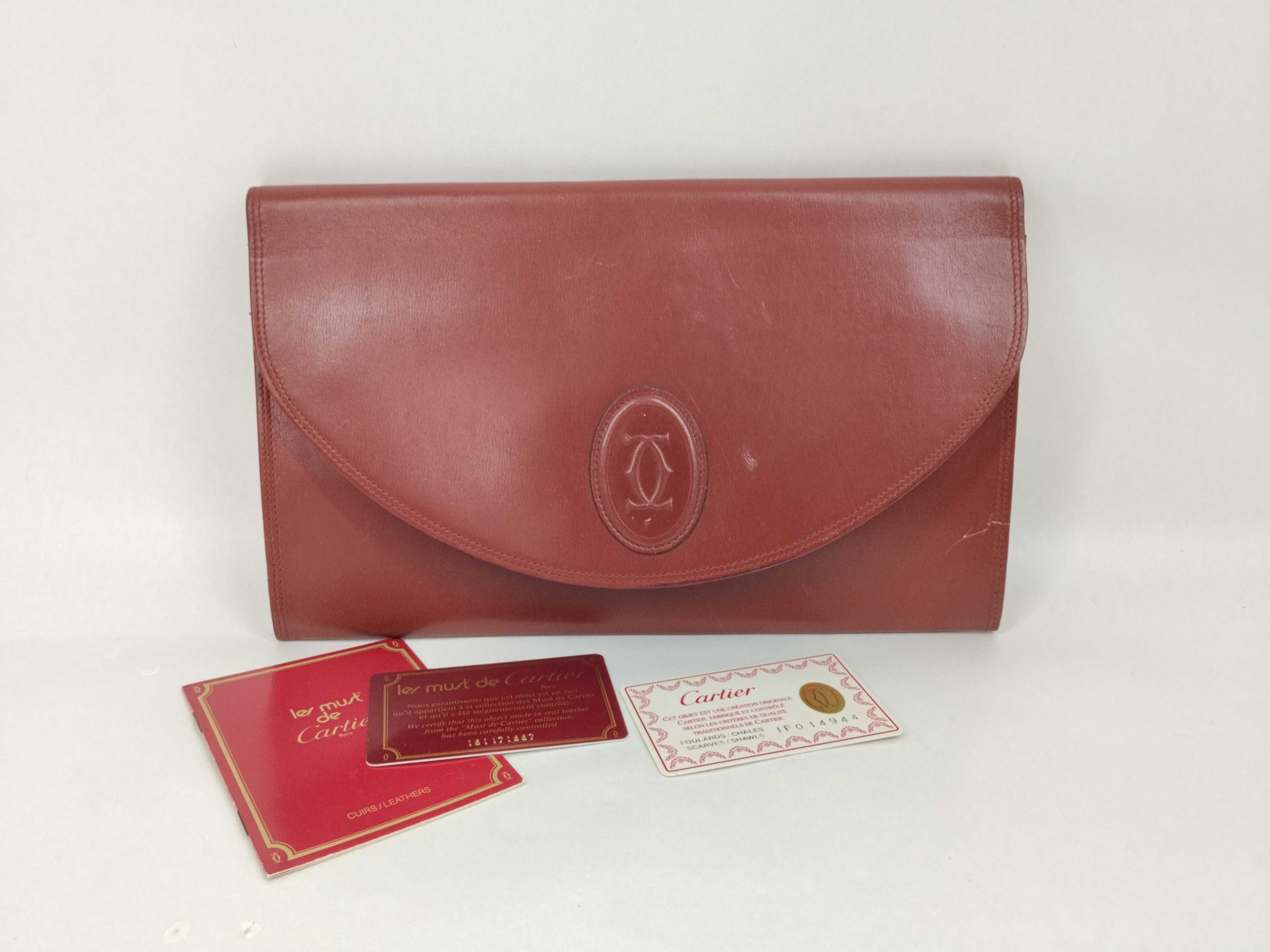 Must line clutch bag