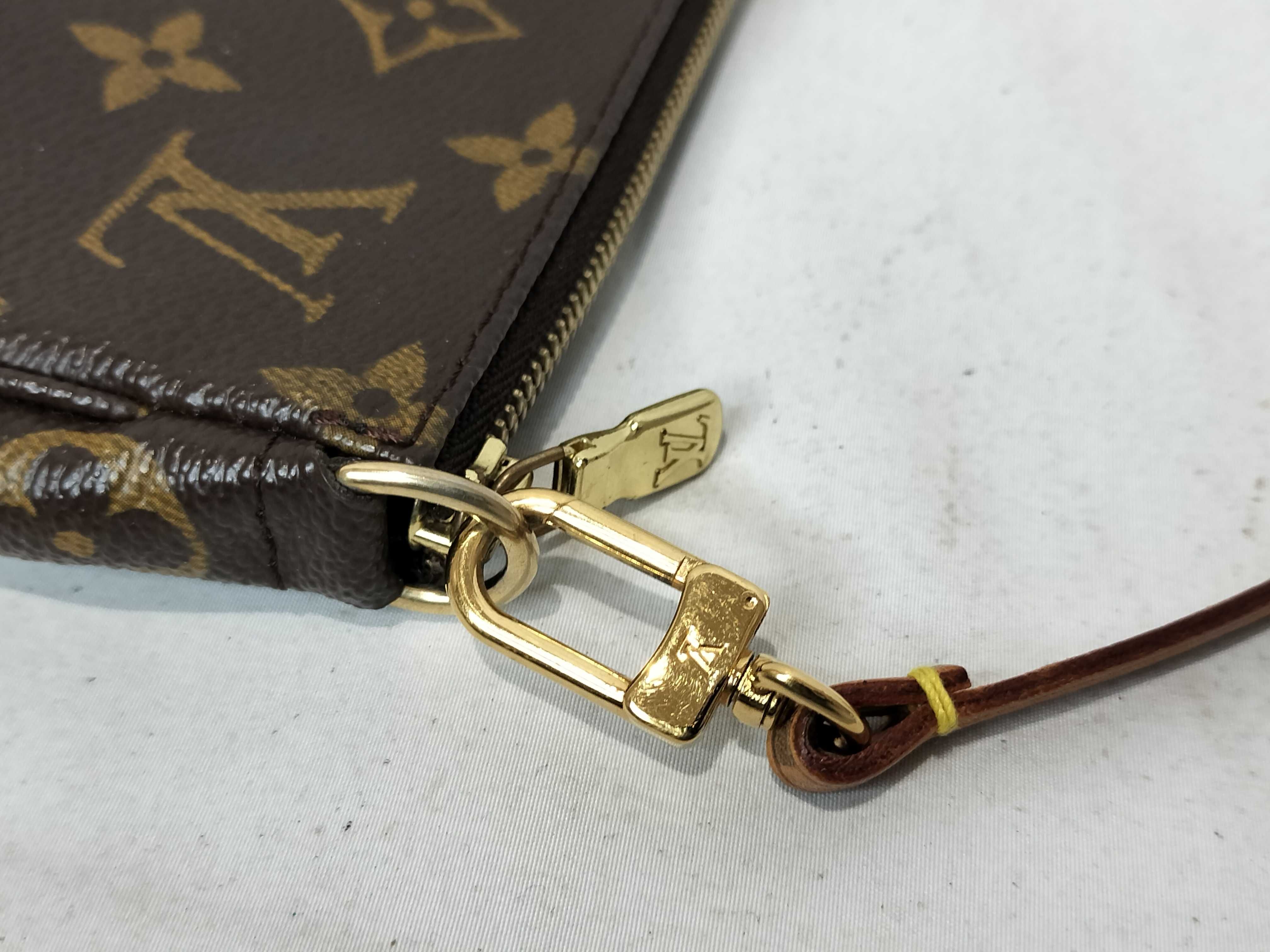 Monogram Pochette Accessoires M51980 SD0052 Handbag — view 5