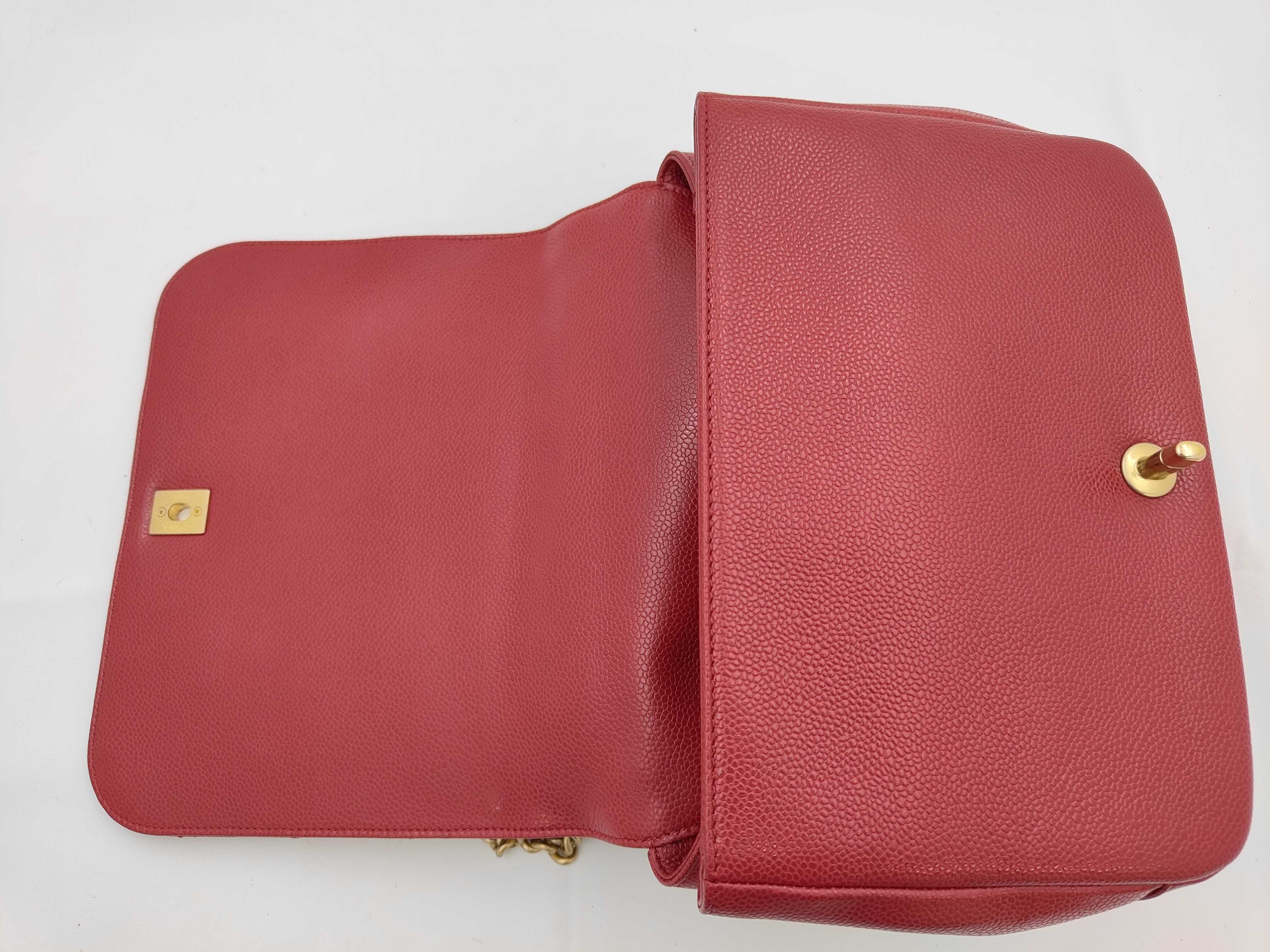 Matelassé Caviar Red 2-Way Chain Shoulder Bag — view 14