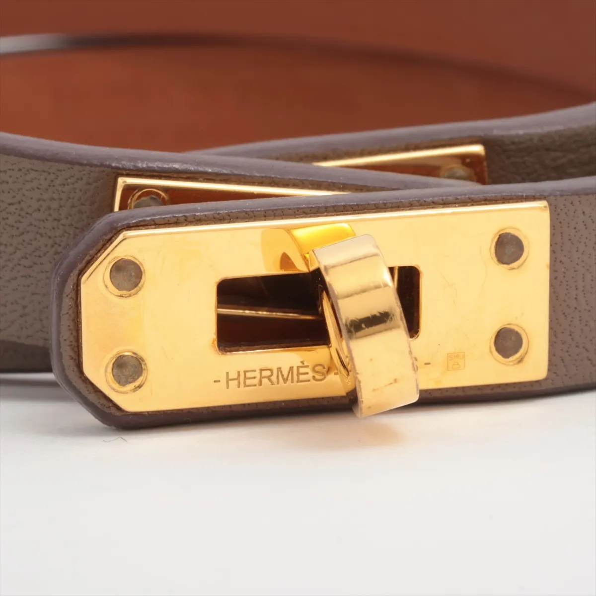 Mini Kelly Double Tour W:2024 Bracelet T2 GP x Leather Gold x Etoupe — view 3