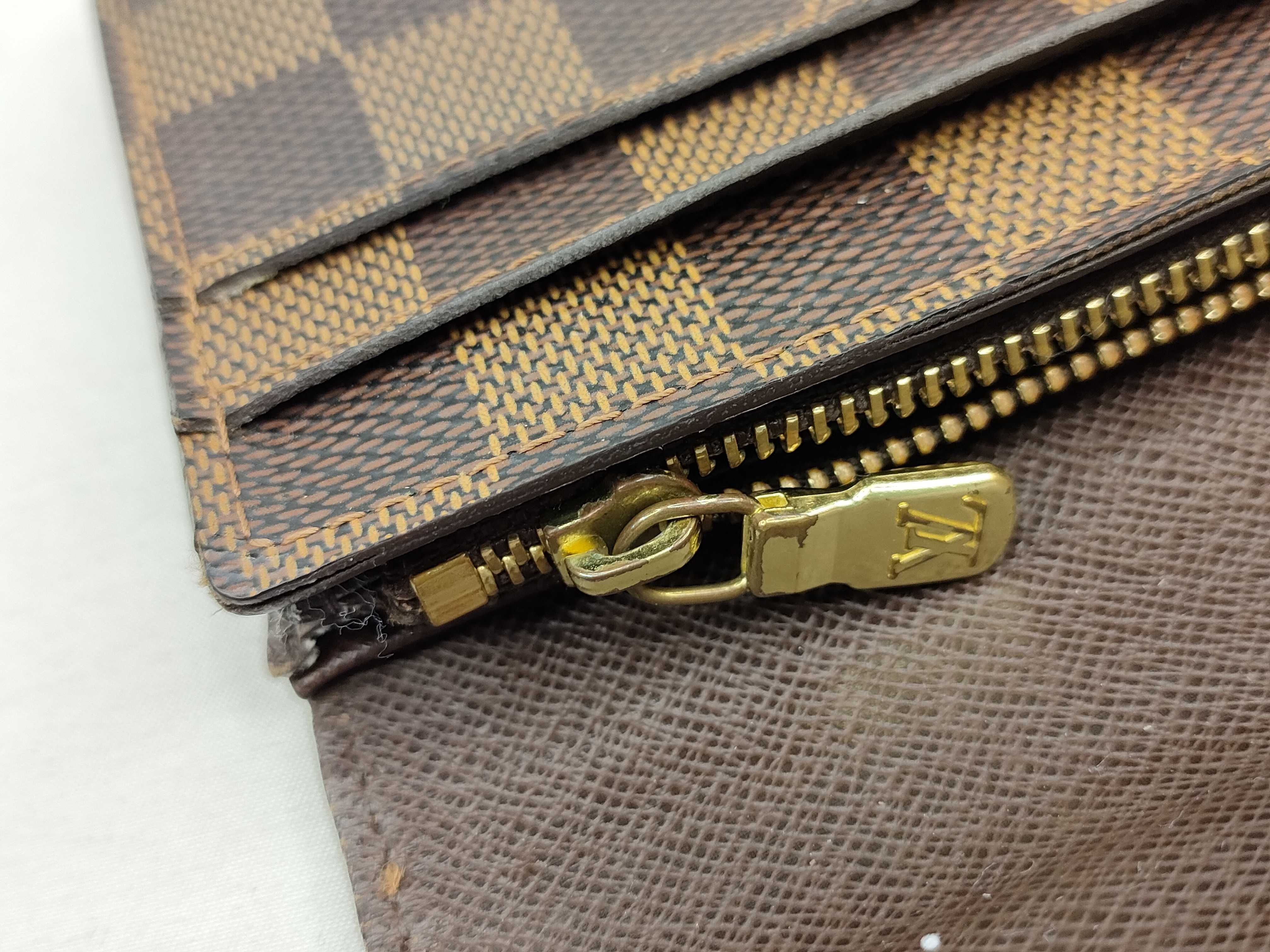 Damier Louis Vuitton Damier Portefeuille Sarah Wallet — view 14