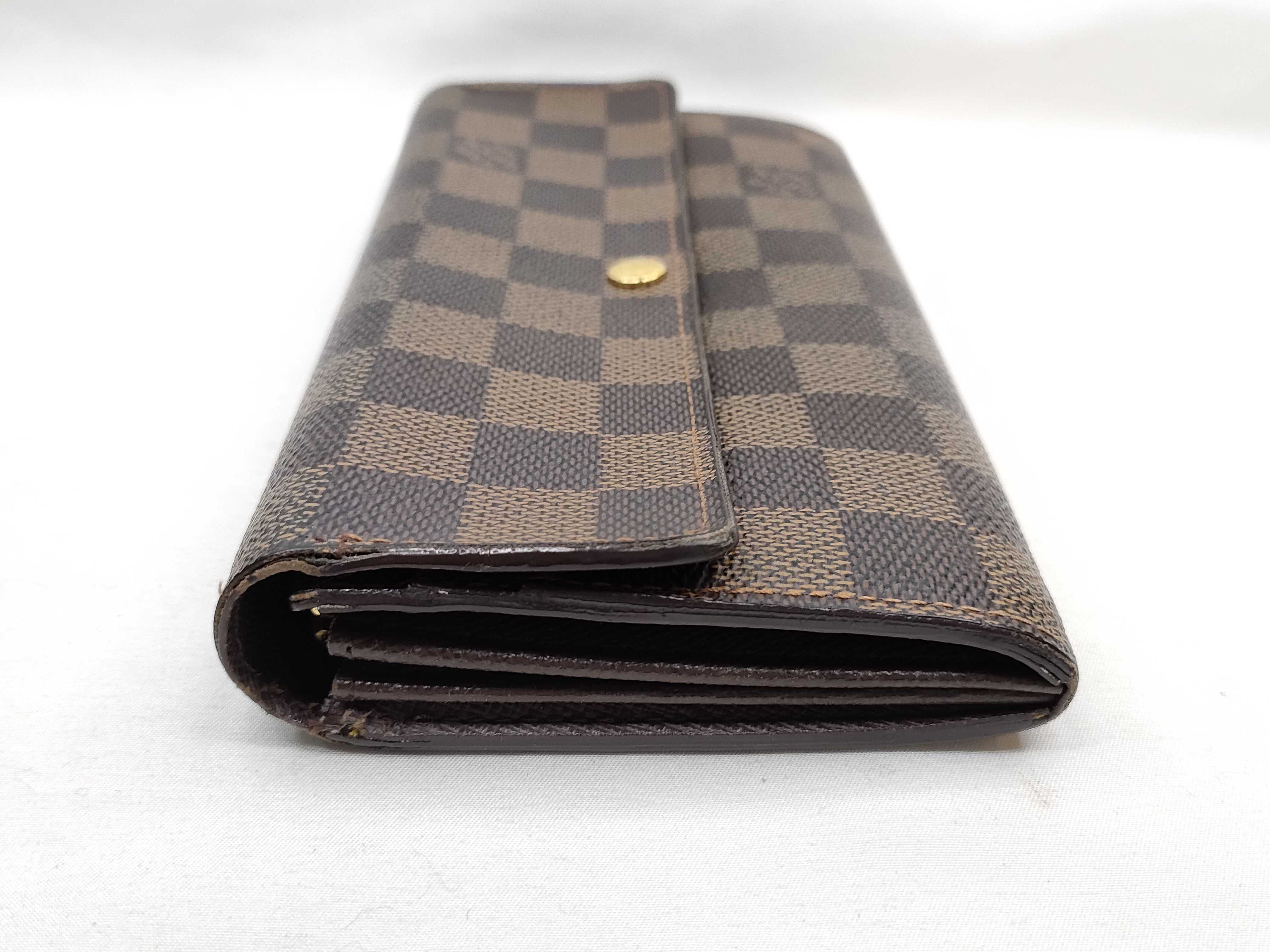 Damier Louis Vuitton Damier Portefeuille Sarah Wallet — view 5