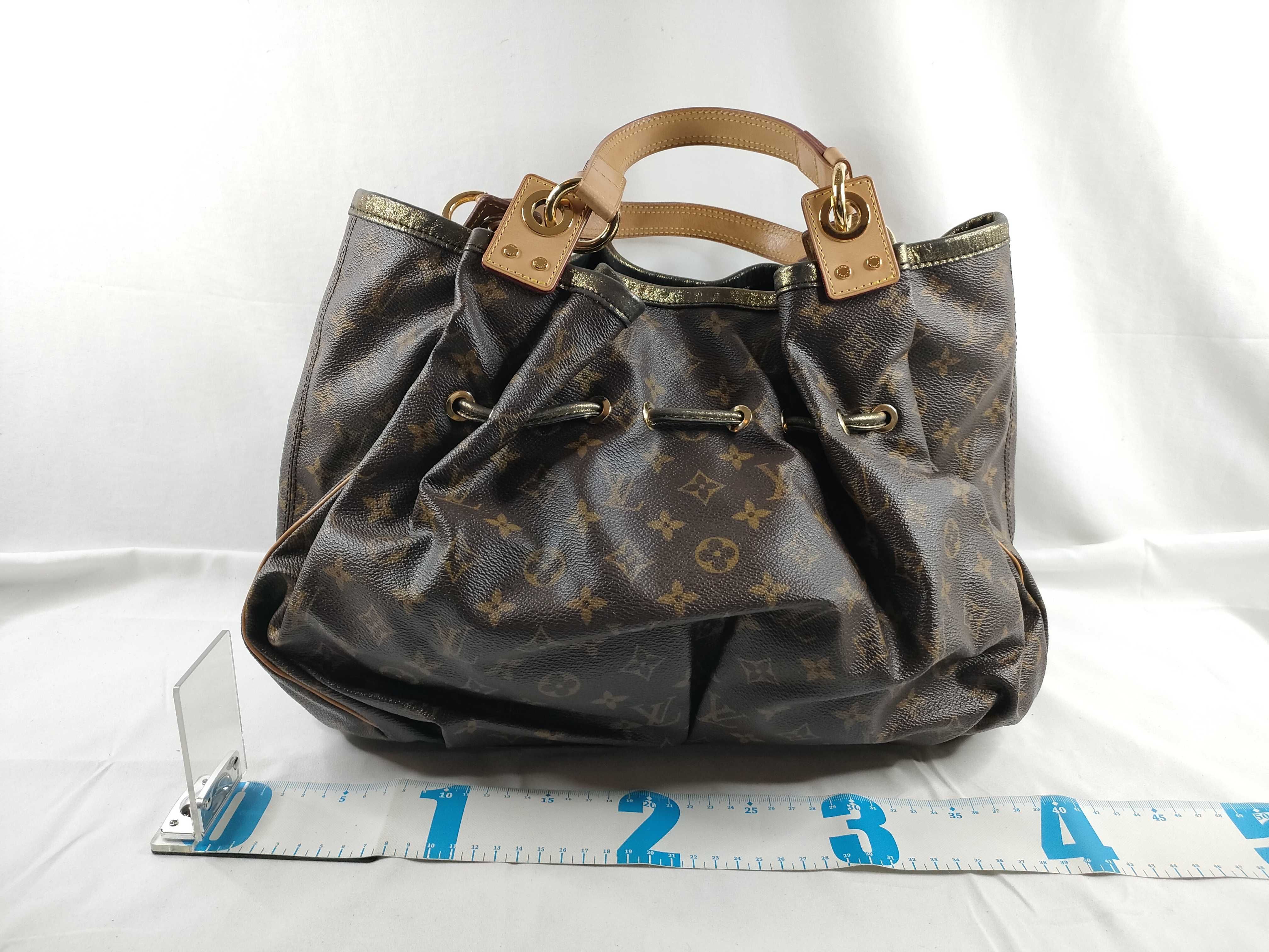 Monogram Louis Vuitton Brown Monogram Irene M47927 Handbag — view 2
