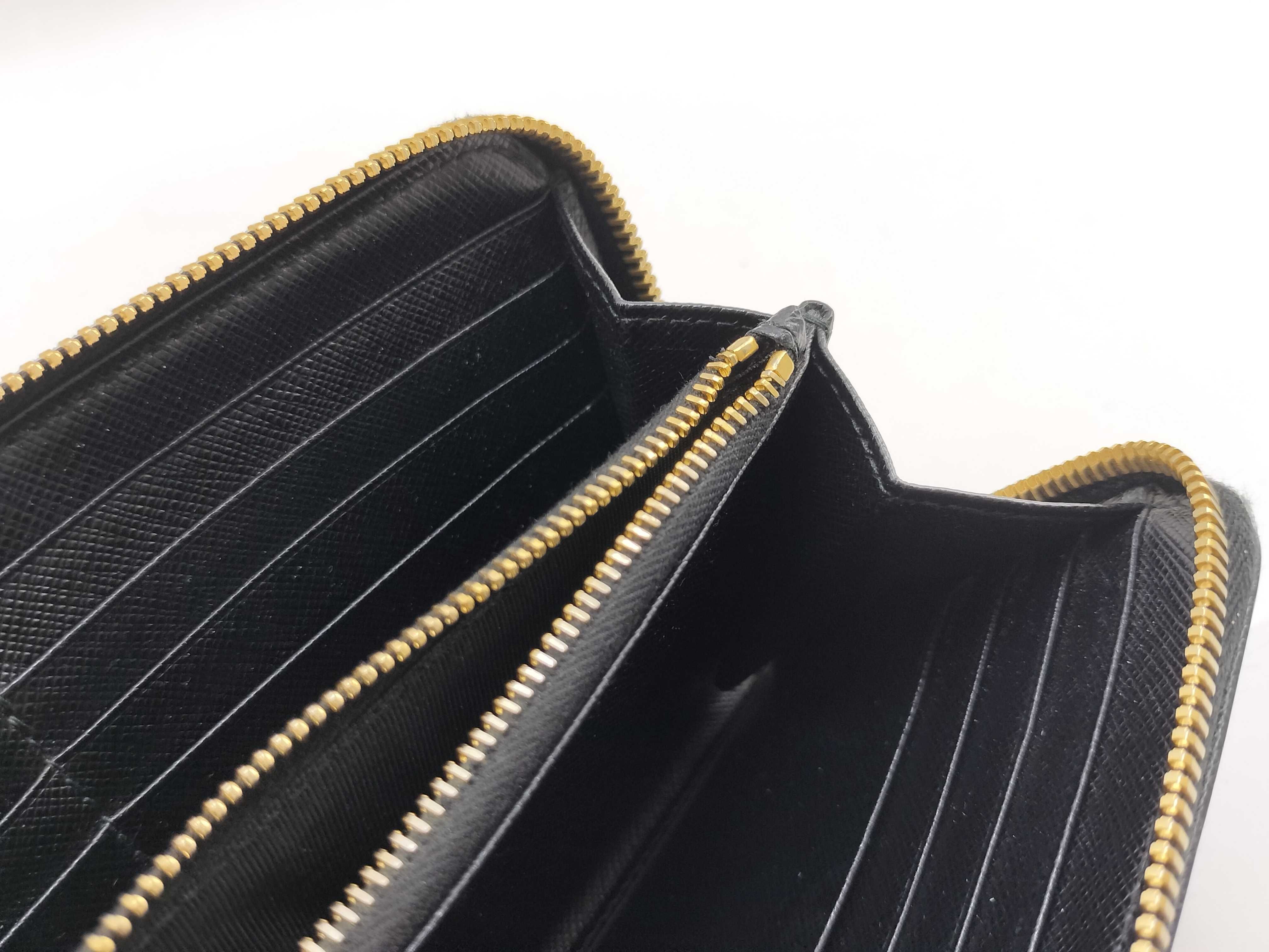 long wallet with warranty card. — view 12