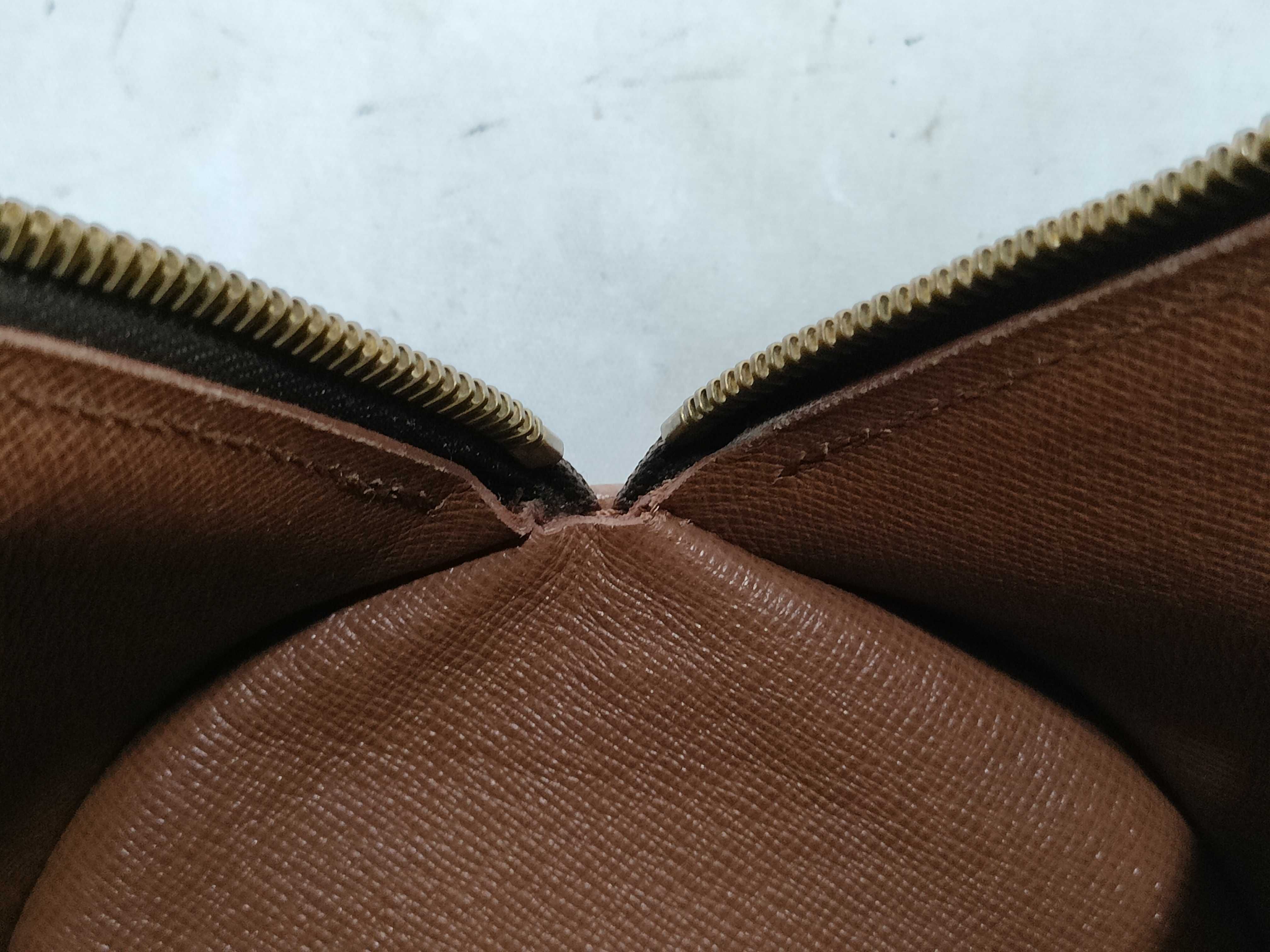 Monogram M51386 Papillon 26 Handbag — view 9