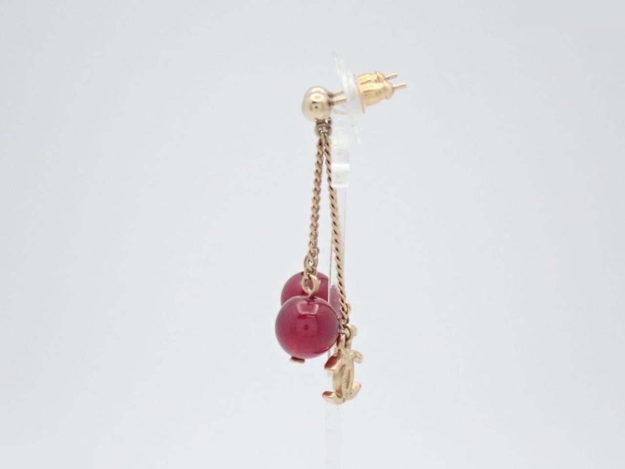 Earrings — view 3