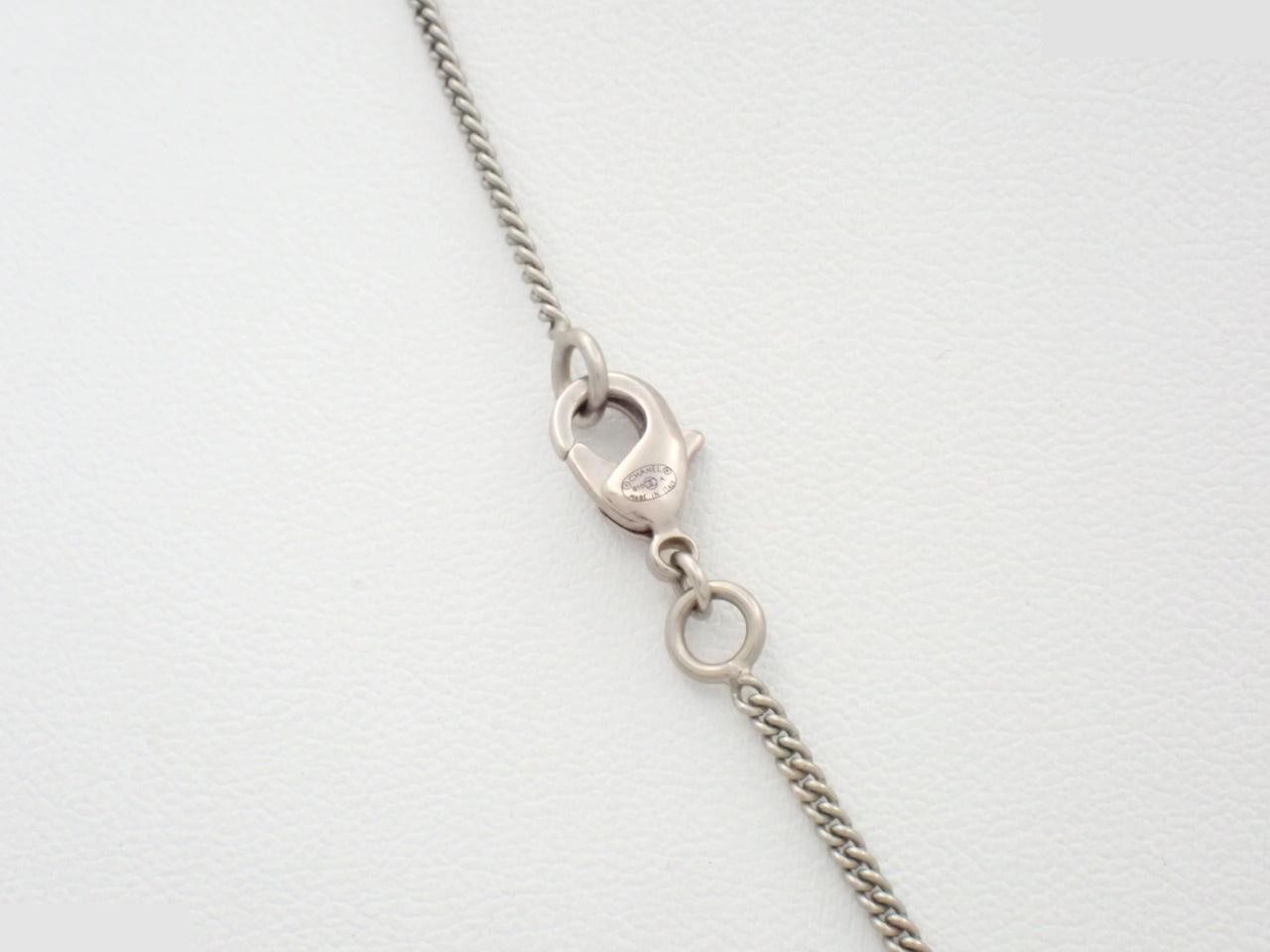 necklace B10A, Coco Mark, white glitter, silver, stone — view 2