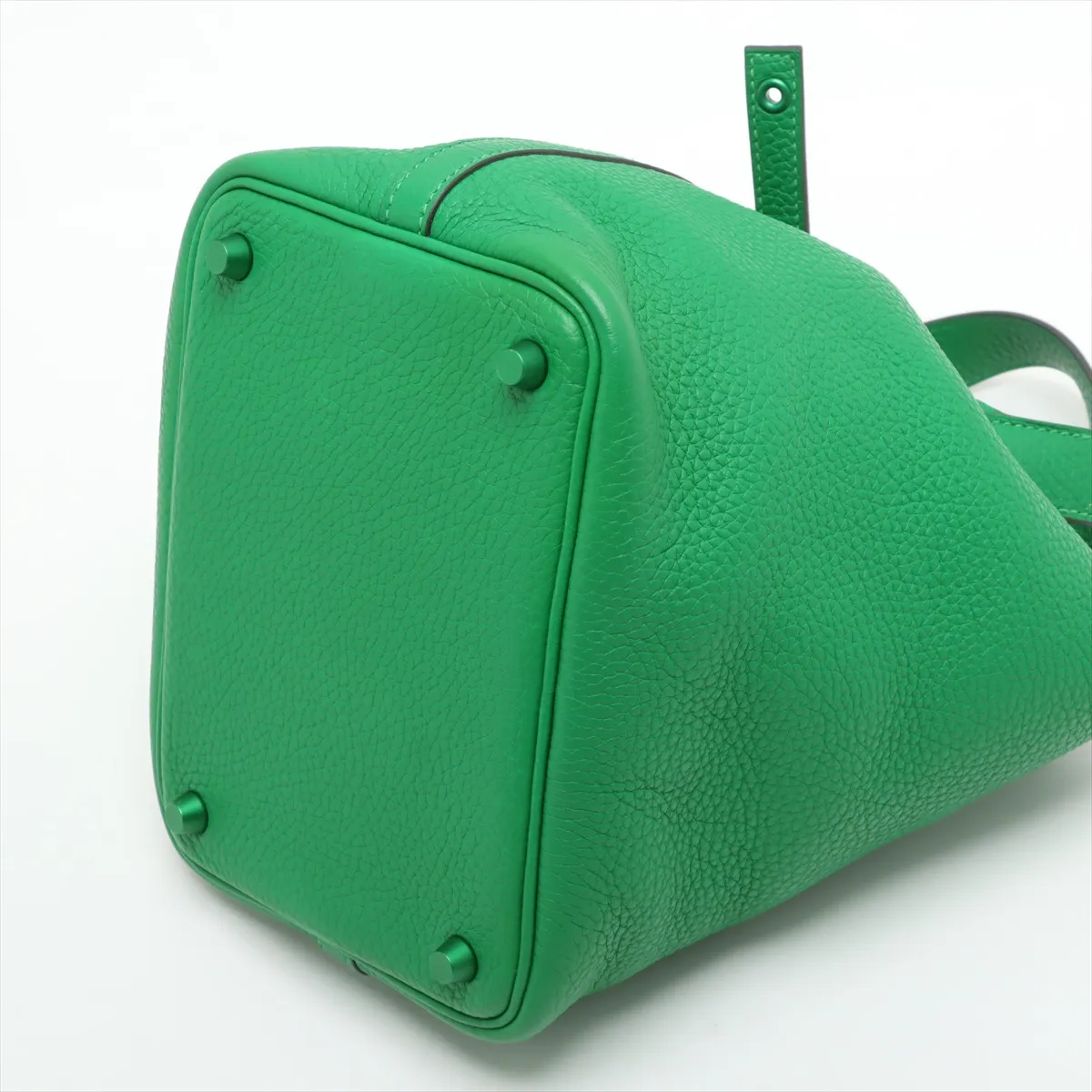 Picotan Lock 18 PM Monochrome Taurillon Clemence Bamboo Green Hardware Z:2021 — view 3