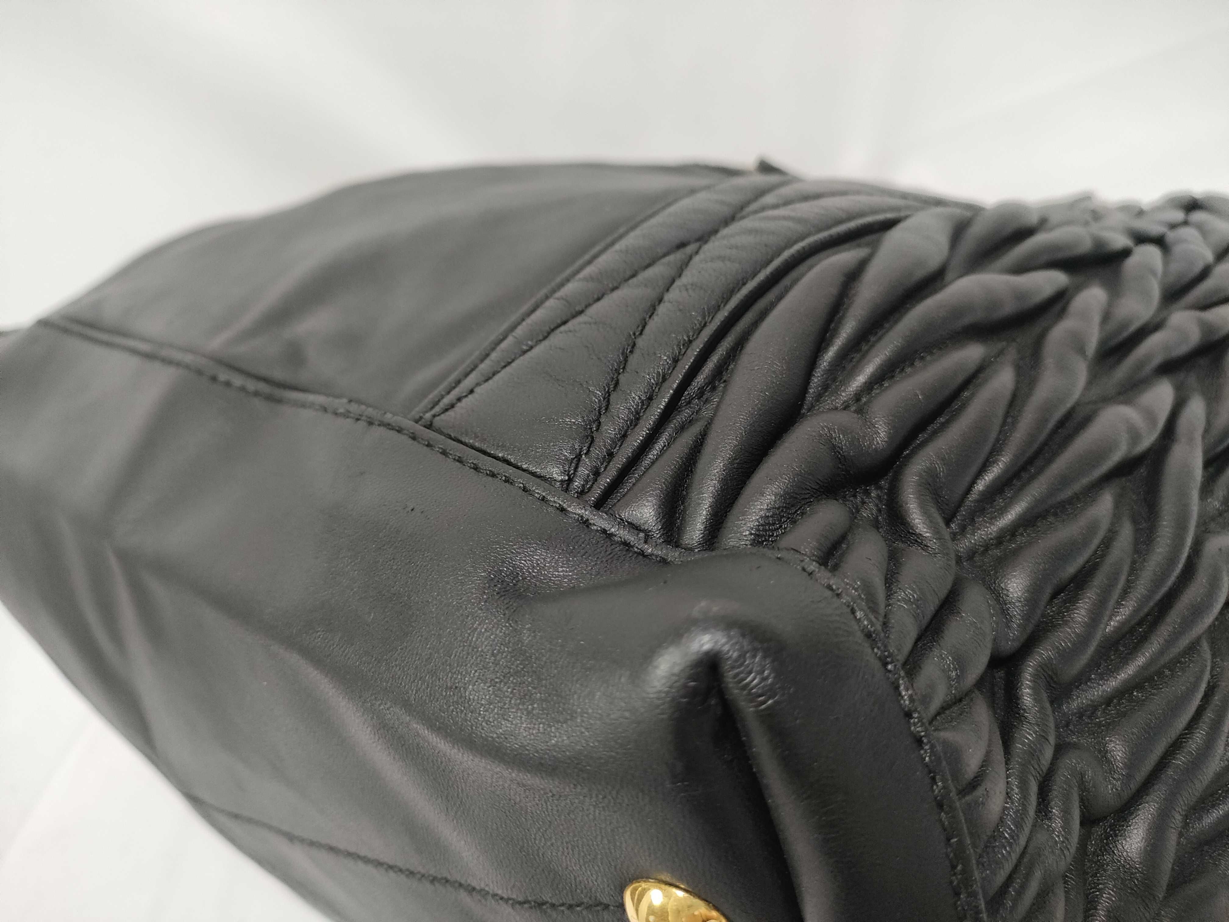 Matelassé Black Tote Bag — view 4