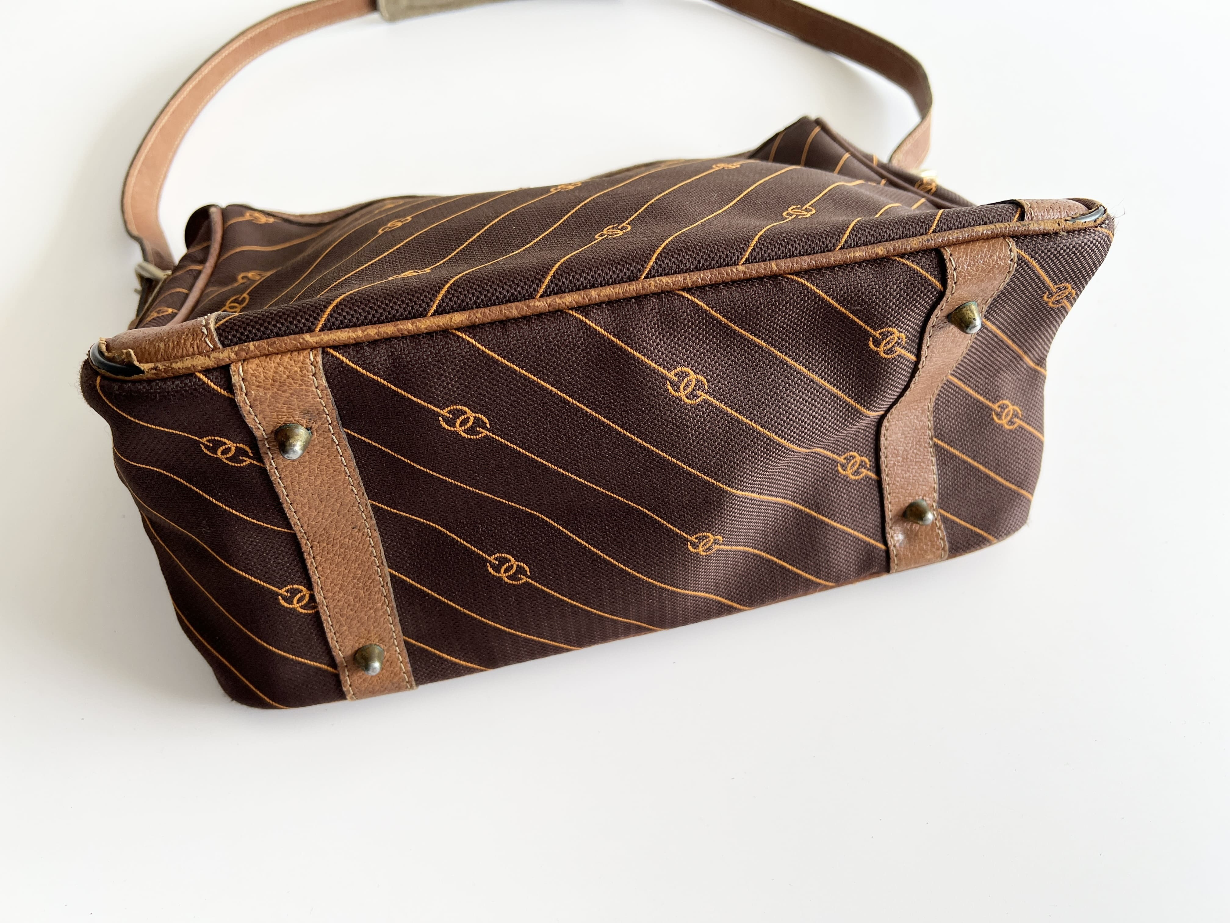 GG Canvas Leather Logo Stripe One Shoulder Bag — view 13