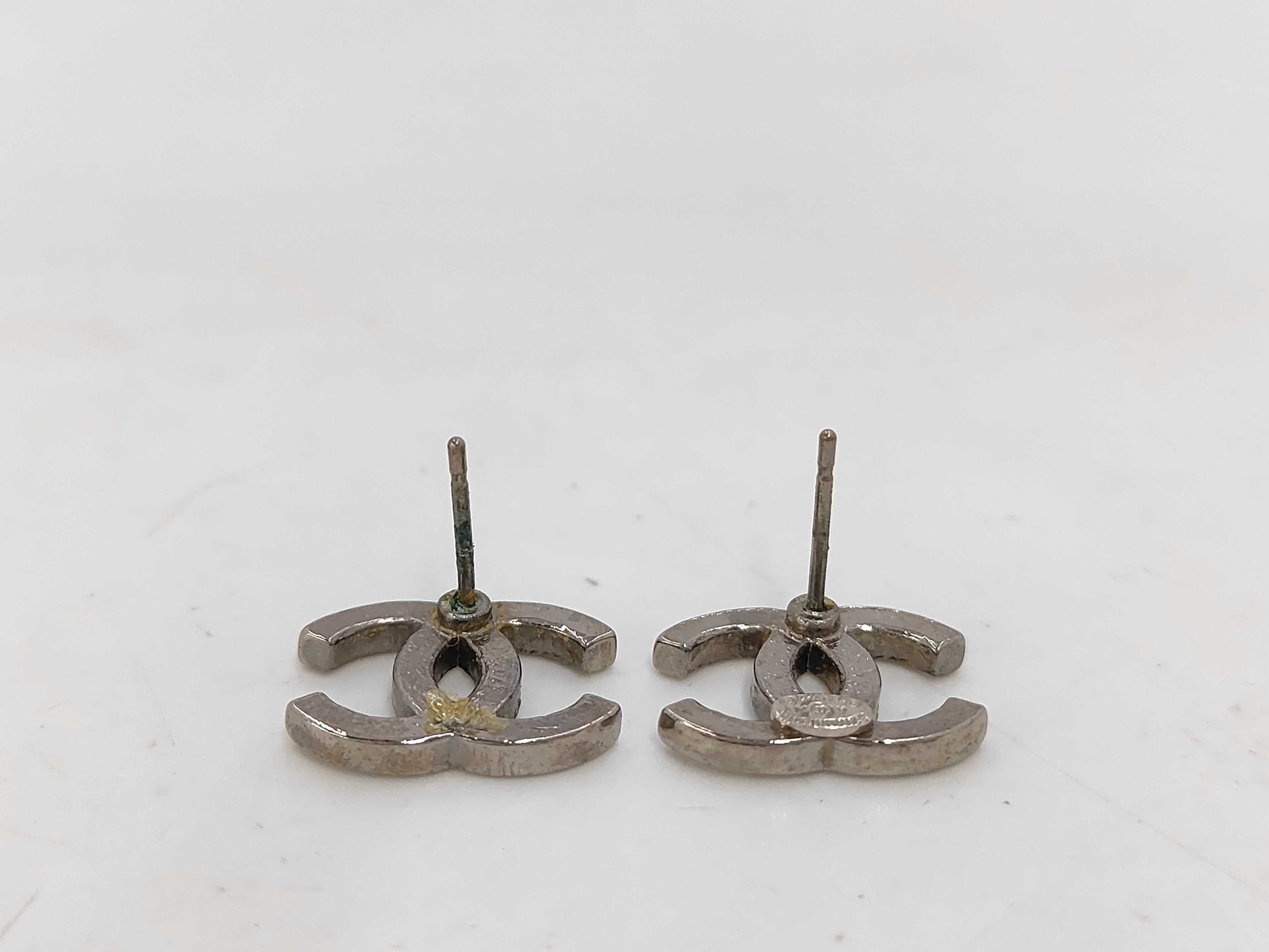 Coco Mark Rhinestone A14 V Earrings — view 2