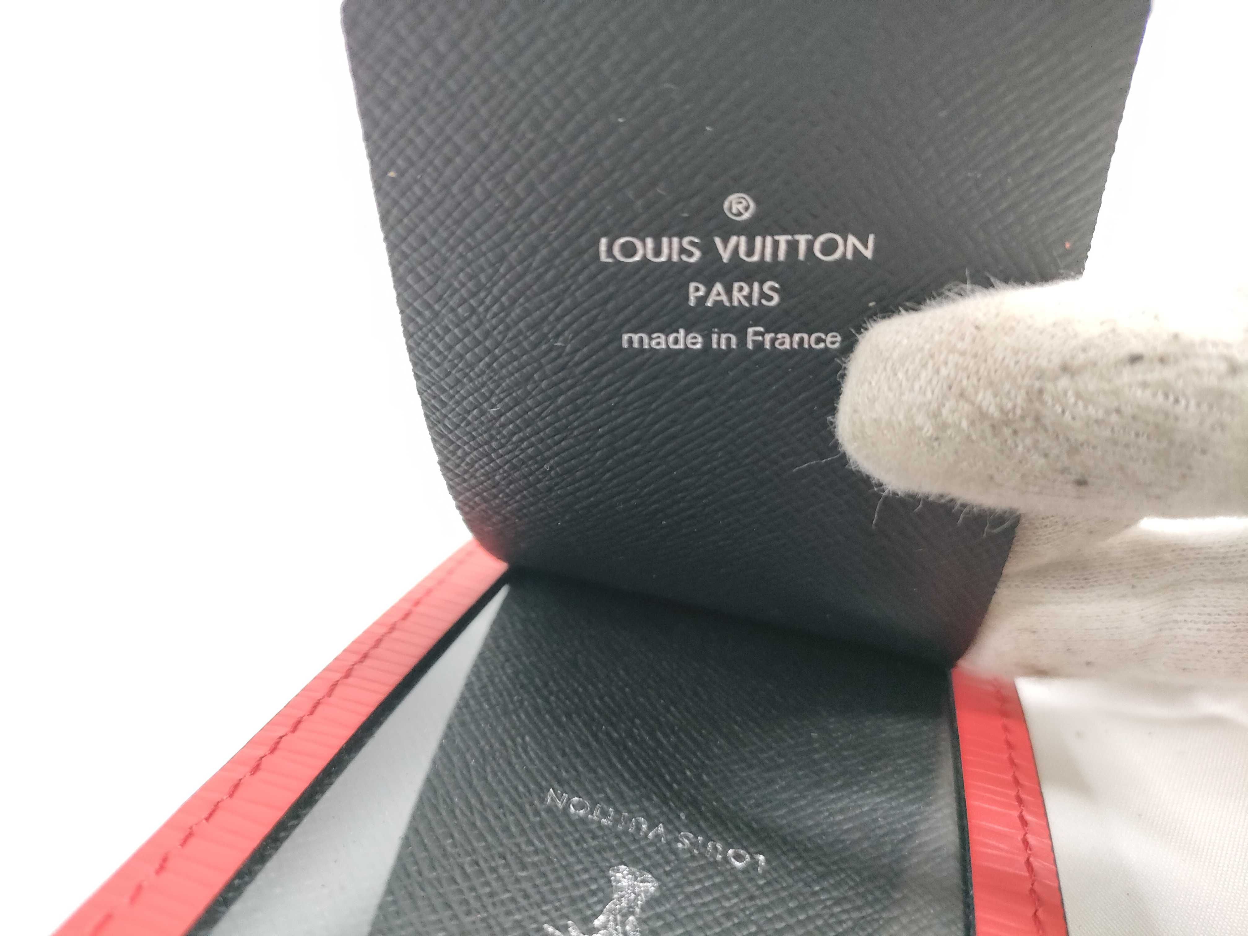 Name Tag (Red), Dust Bag, and Other Accessories — view 7