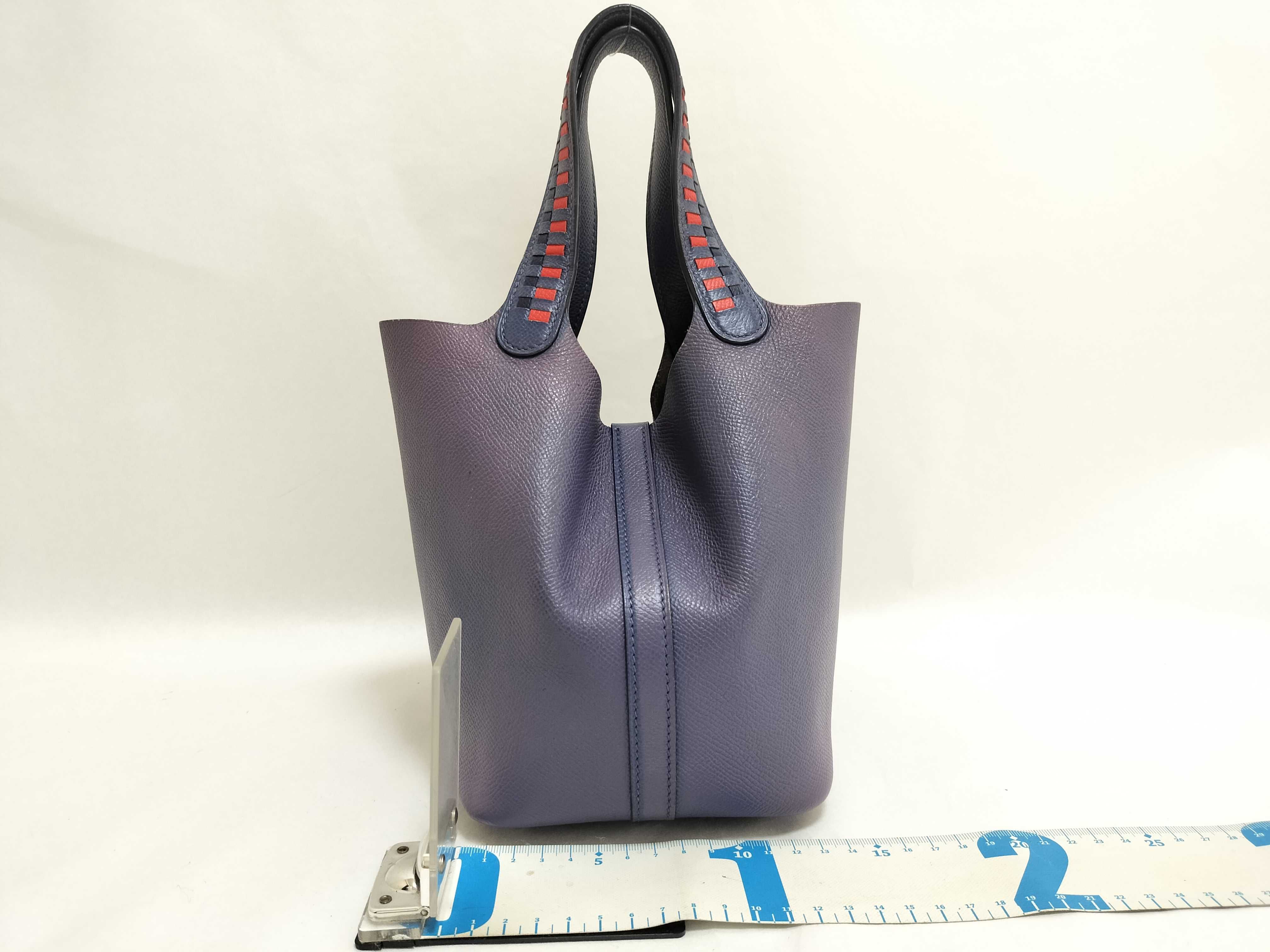 Picotin Lock PM 18 Handbag — view 2