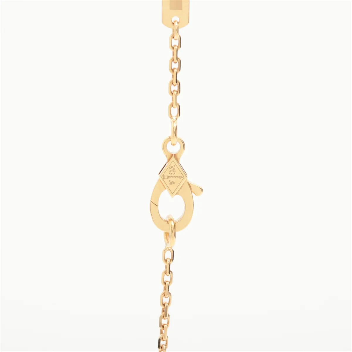 Vintage Alhambra Guilloche Necklace 750(YG) 6.5g JB971145 VCARP4KL00 — view 3