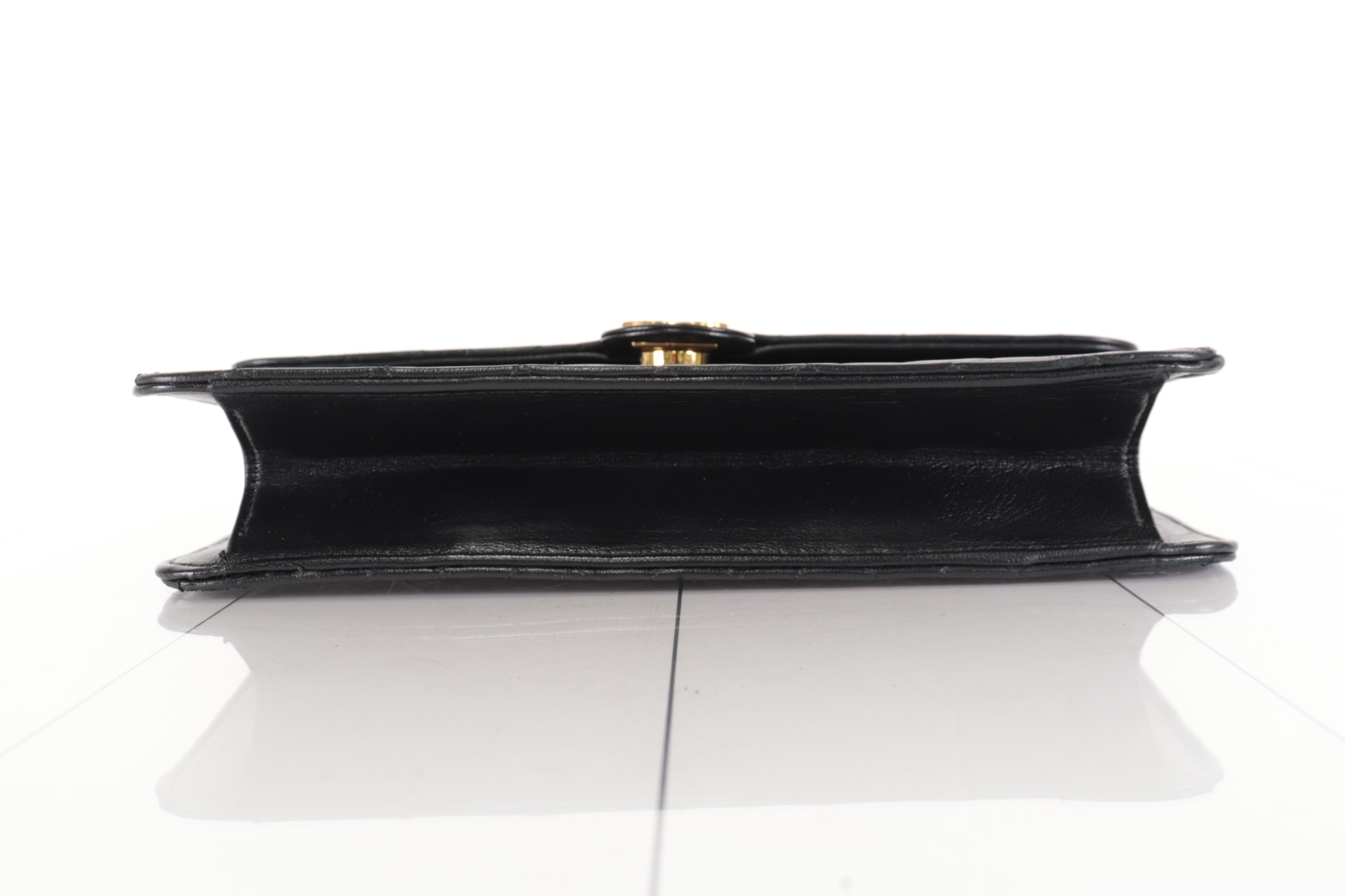 Push-lock Lamb Chain Shoulder Bag — view 7
