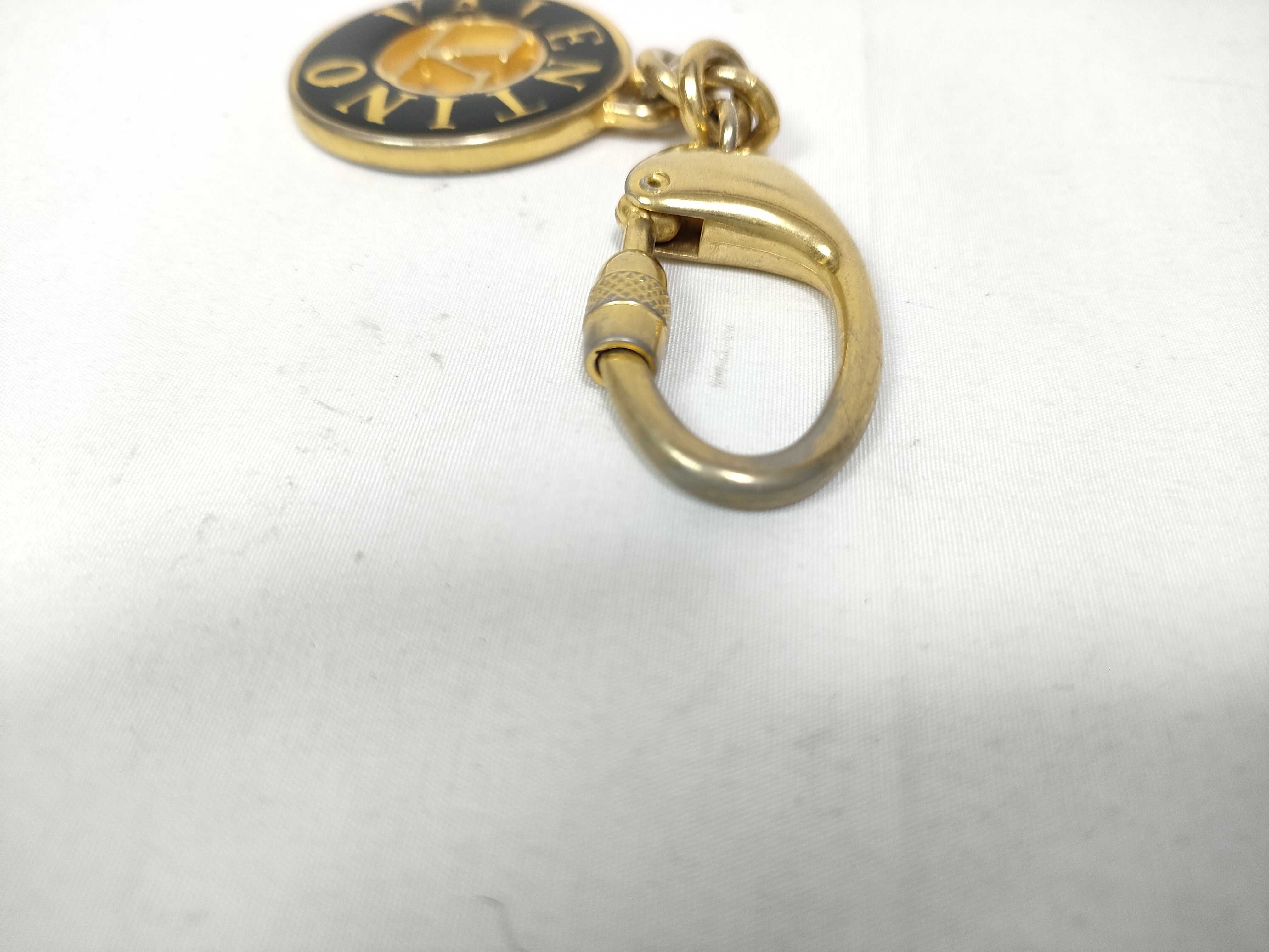 Keychain Keyring Circle Logo Black Gold Key Case/Keychain — view 7